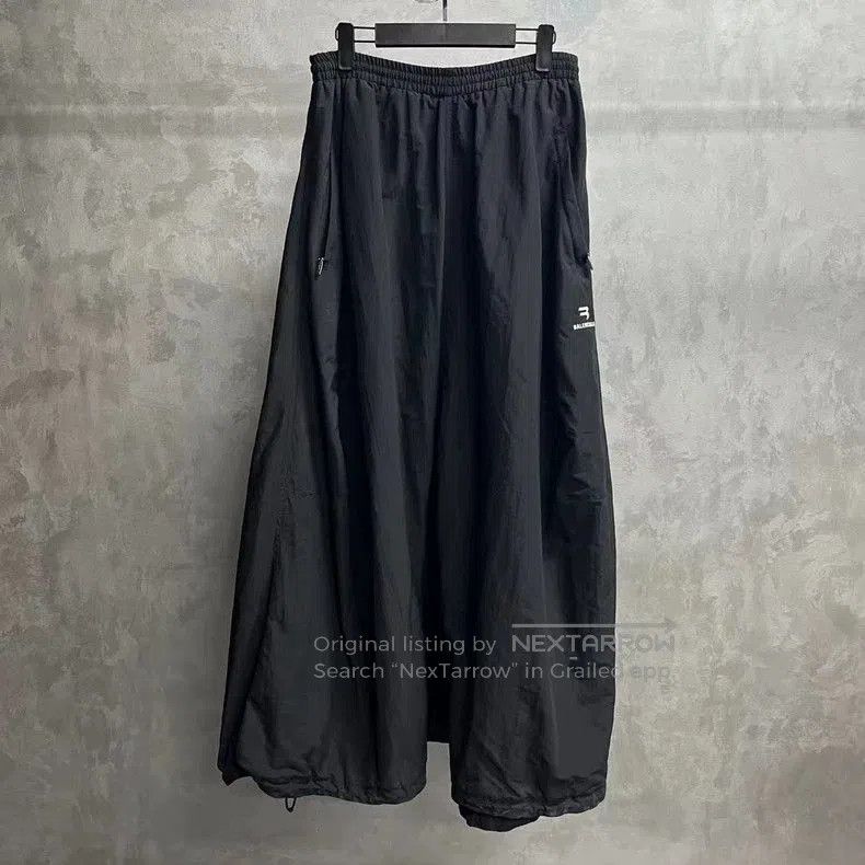 Balenciaga Balenciaga Black Logo Wide-Leg Skirt Pants. Size US 38 / EU 54 - 1 Thumbnail