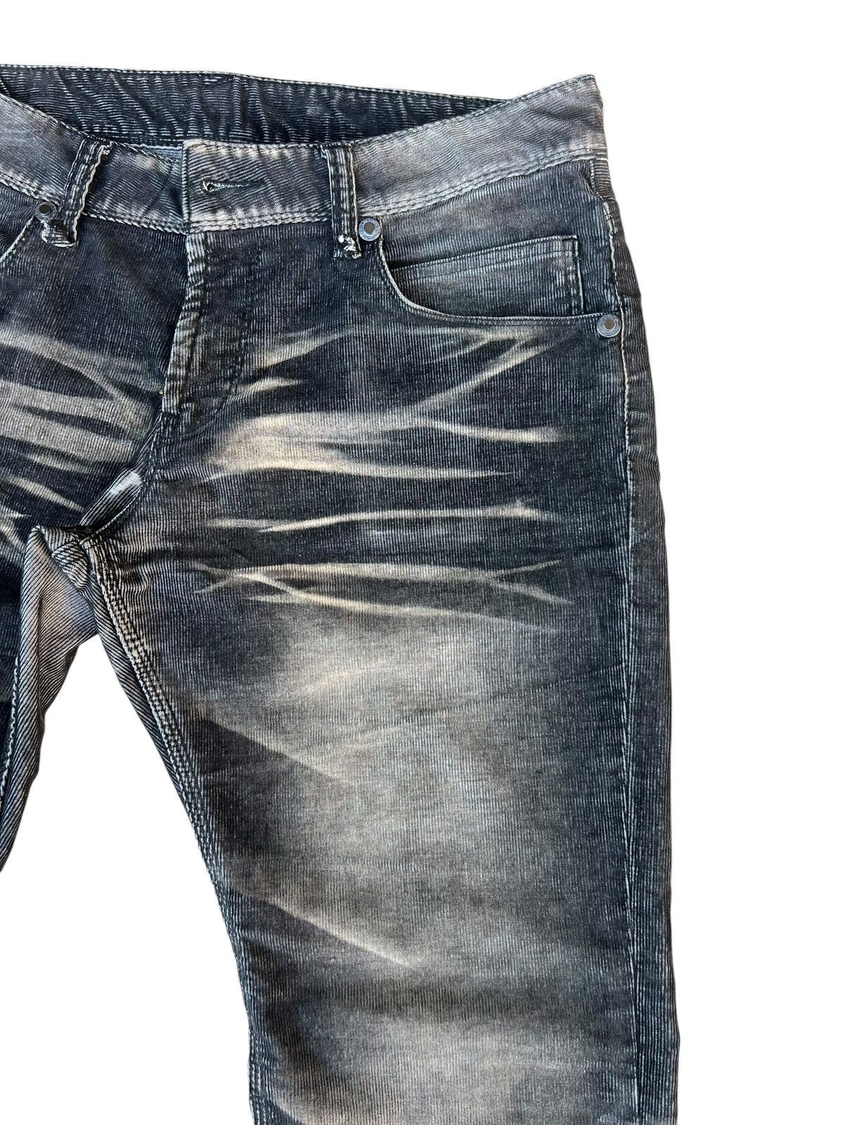 Vintage Rattle Trap Japan Distress Fade Stretch Corduroy Flare Jeans Size US 32 / EU 48 - 11 Thumbnail