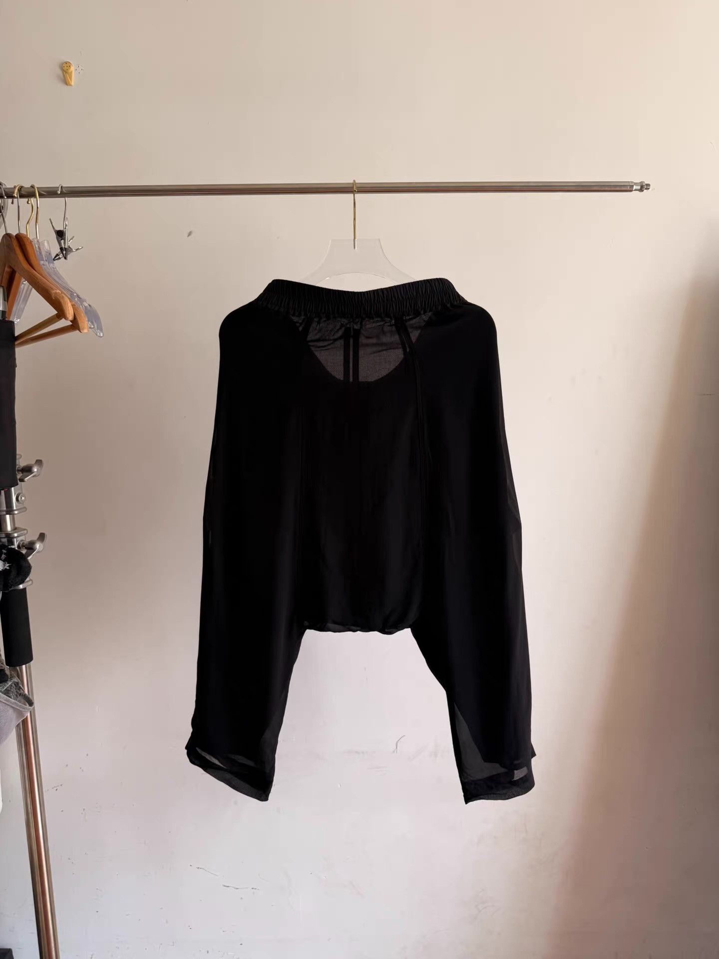 Rick Owens Rick Owens 14SS Silk Cropped Trousers Q17 Size US 34 / EU 50 - 3 Thumbnail