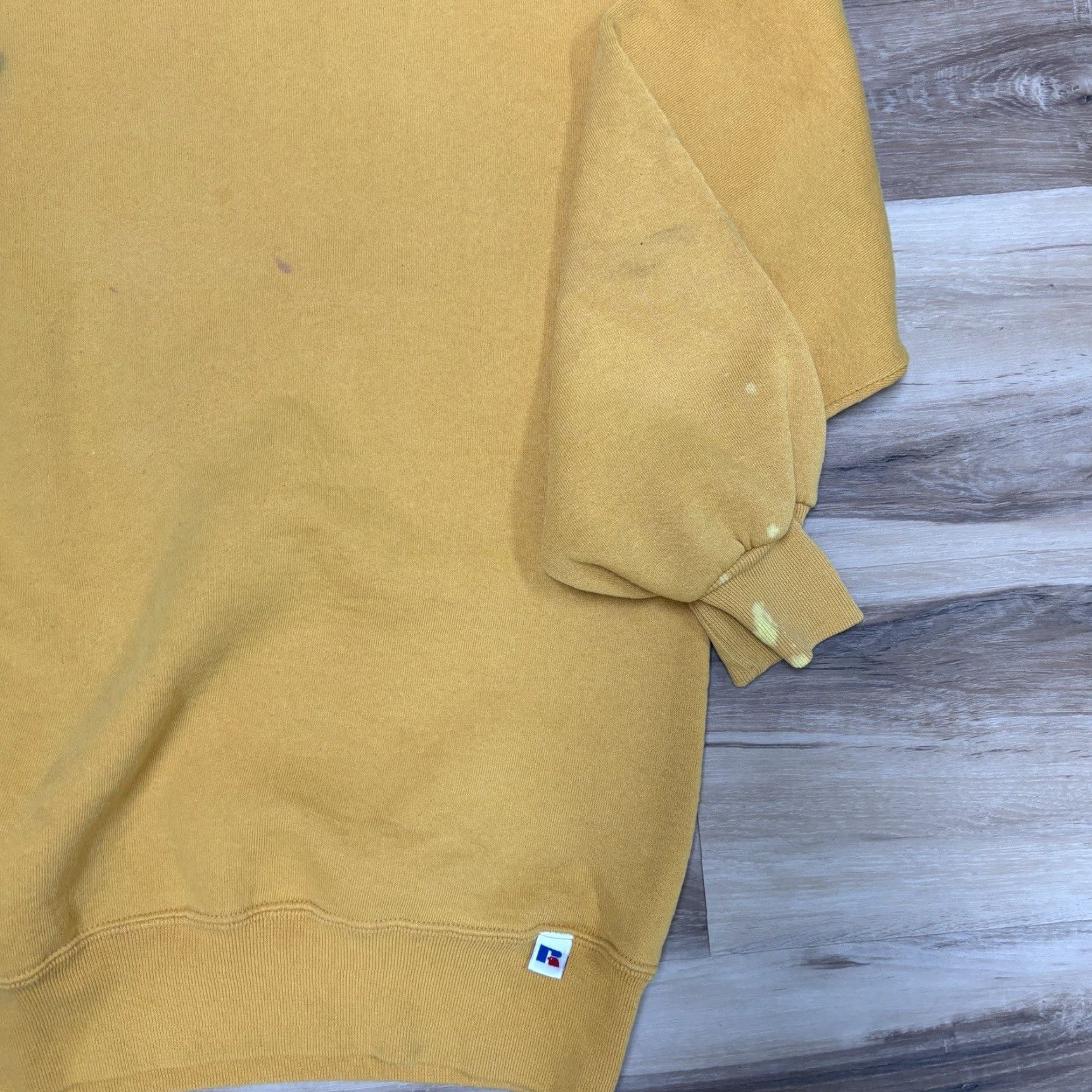 Russell Athletic VINTAGE Russell Athletic Sweatshirt Mens Large Mustard Yellow Crewneck USA Blank 90s Grunge Skater Size US L / EU 52-54 / 3 - 4 Thumbnail