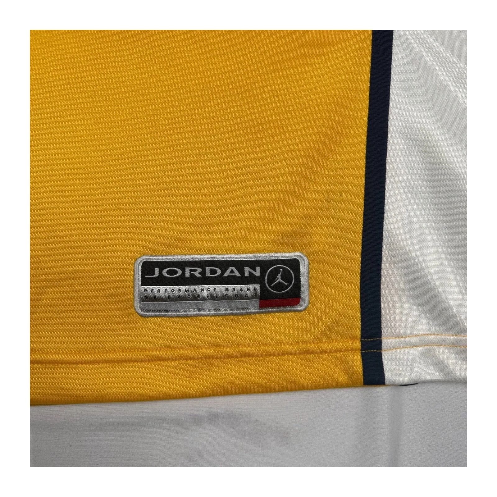 Vintage Jordan Cal Bears Basketball Jersey Mens Yellow #25 NCAA UC B Size US L / EU 52-54 / 3 - 7 Thumbnail