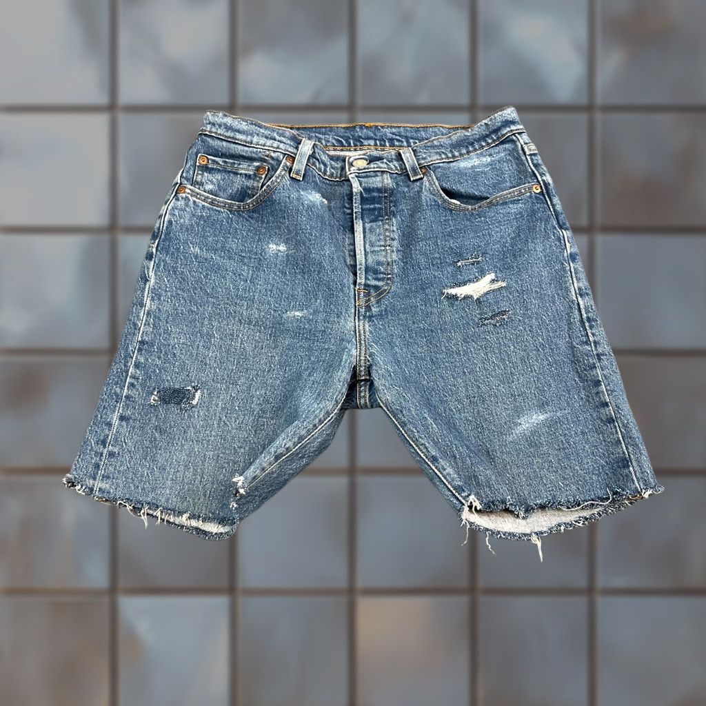 Levi's Levi's 501 Womens Denim Shorts W29 UK 10 Blue Distressed Premium Big E Cut Offs Jeans Shorts Casual 5-Pocket Womens Medium Blue 90s? Size 32" / US 10 / IT 46 - 1 Thumbnail
