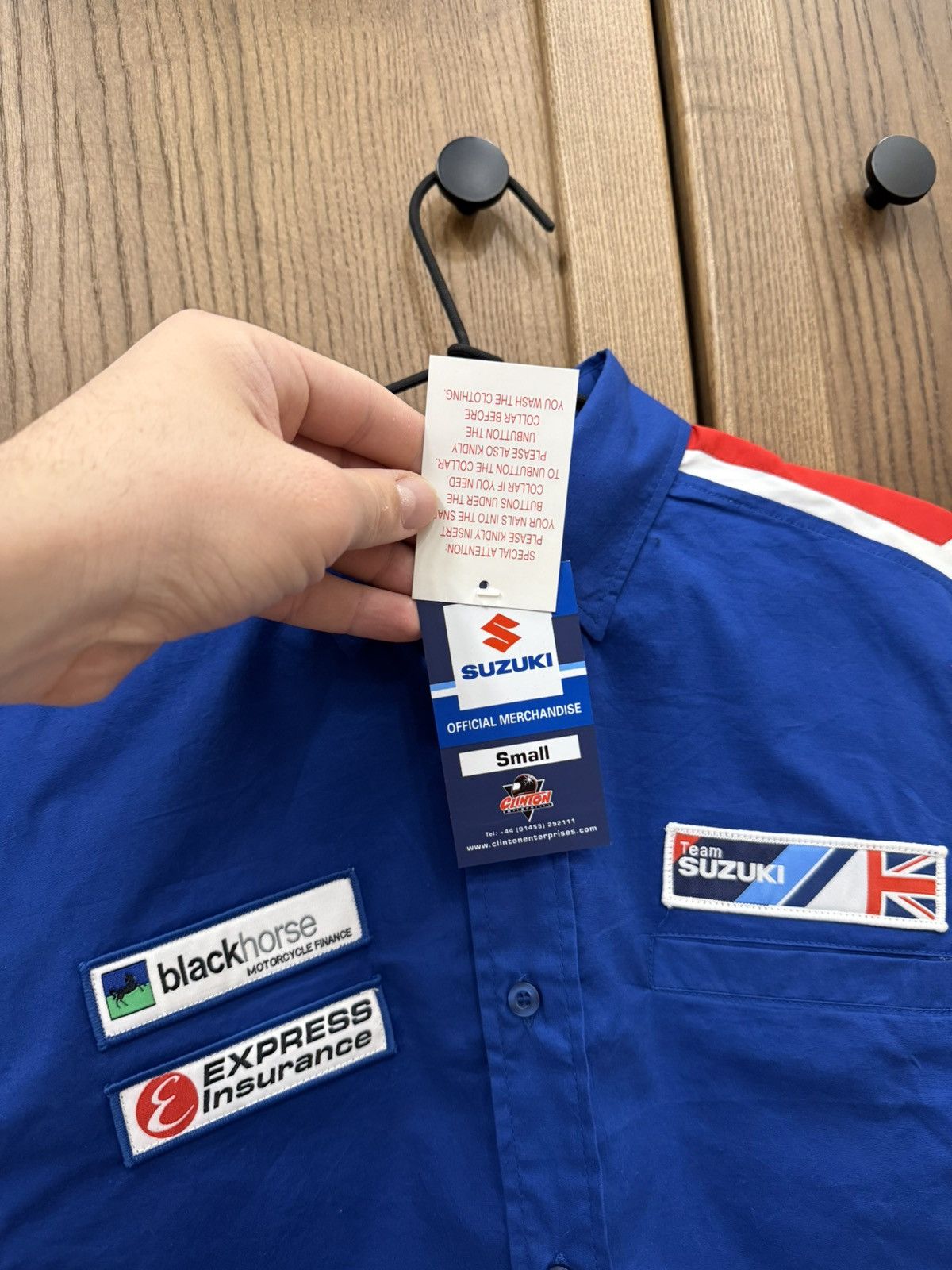 Formula 1 Suzuki Team Official Merchandise Blue Button Up Racing Shirt Size US S / EU 44-46 / 1 - 5 Thumbnail