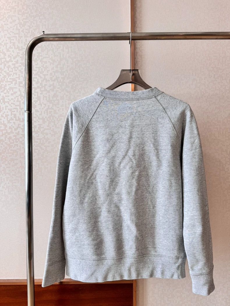 Louis Vuitton Louis Vuitton Embroidered inverted LOGO sweatshirt Size US M / EU 48-50 / 2 - 2 Thumbnail