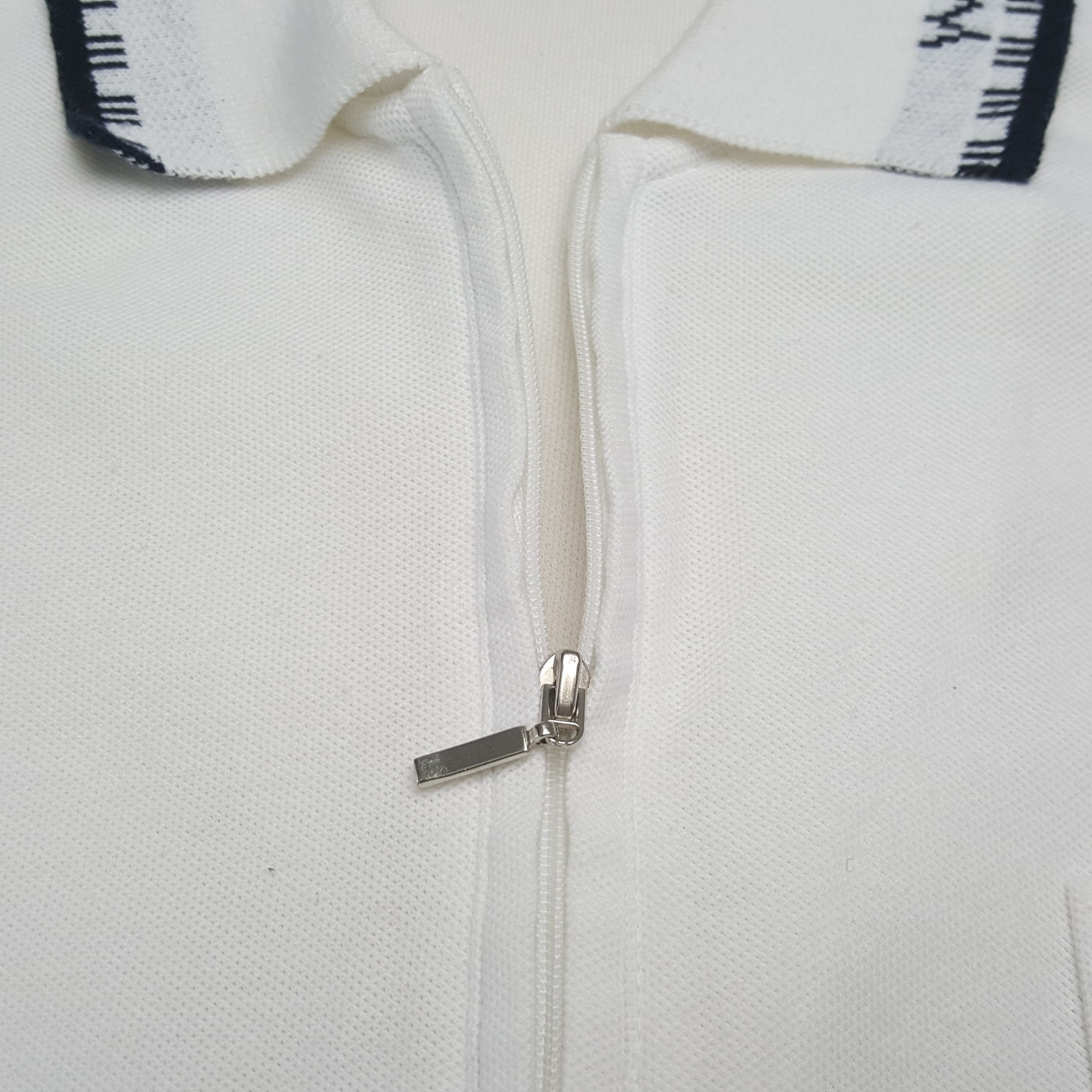 Yves Saint Laurent Vintage Yves Saint Laurent Luxury Italy Brand Shirt C301N35 Size US L / EU 52-54 / 3 - 5 Thumbnail