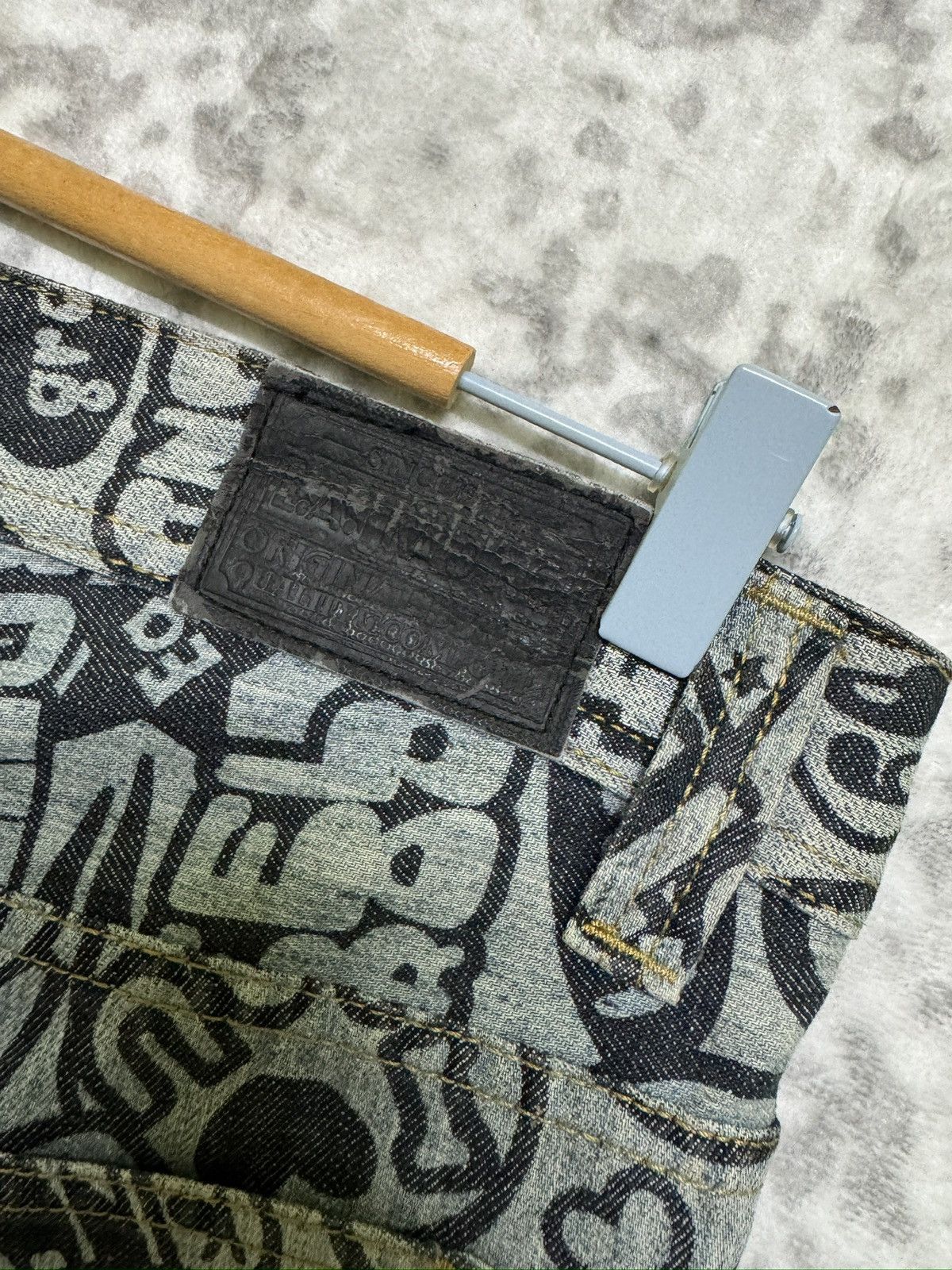 Japanese Brand Vintage Y2K Japanese Punk Denim All Over Print Jeans Size US 30 / EU 46 - 11 Thumbnail