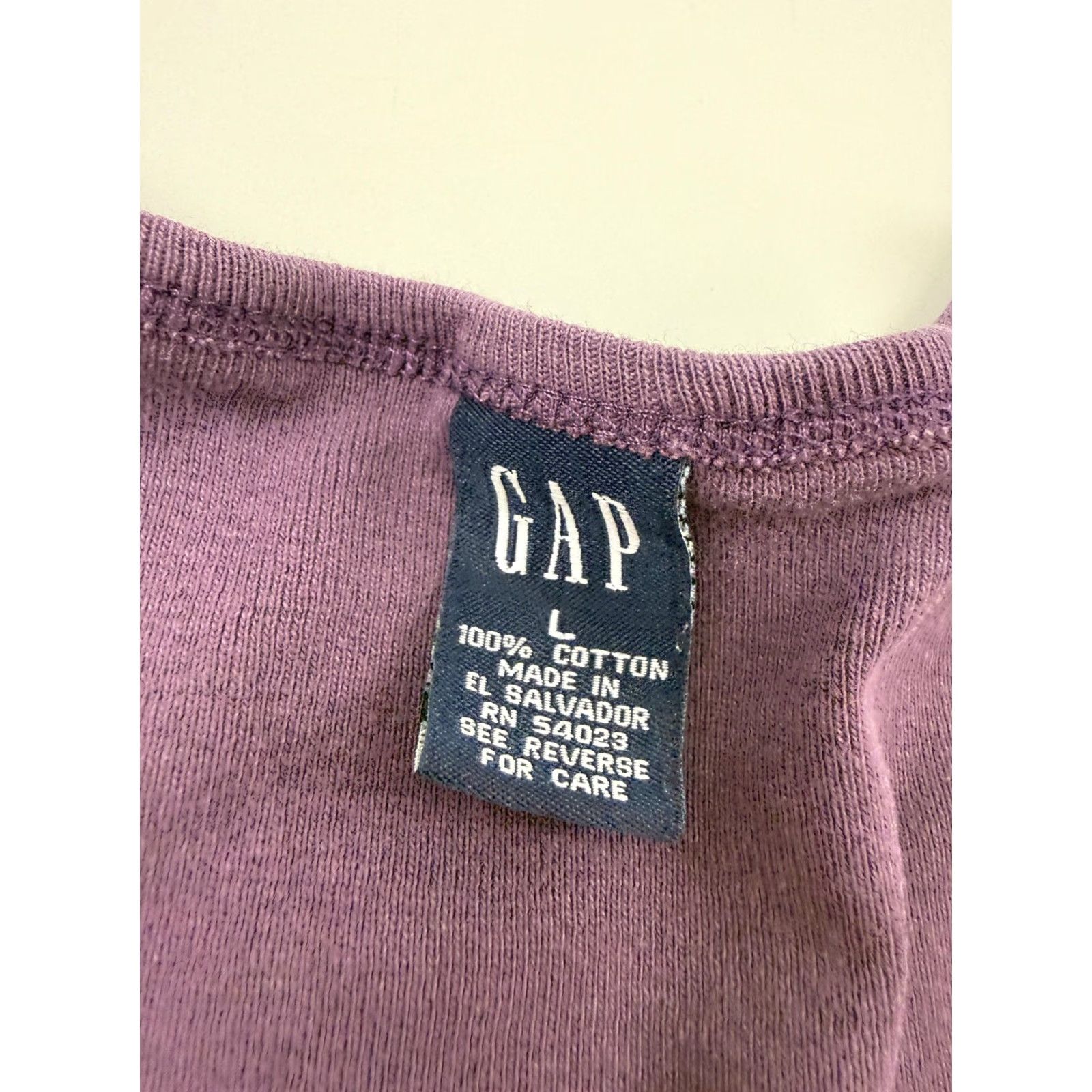 Gap VINTAGE Gap Shirt Womens Large Purple V Neck Short Sleeve Cotton Tee Top Size L / US 10 / IT 46 - 3 Thumbnail