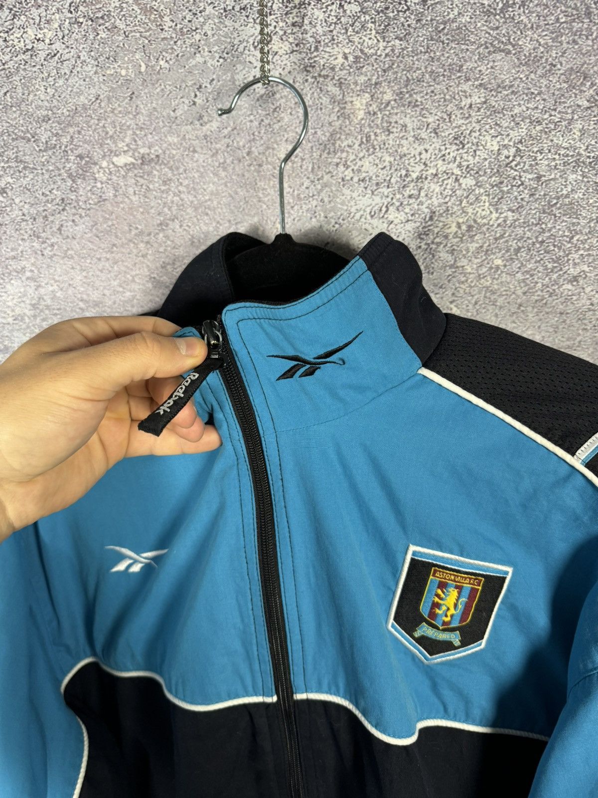Reebok × Vintage 90’s Aston Villa Football Training Track 1998/99 Reebok S sz Size US S / EU 44-46 / 1 - 10 Thumbnail