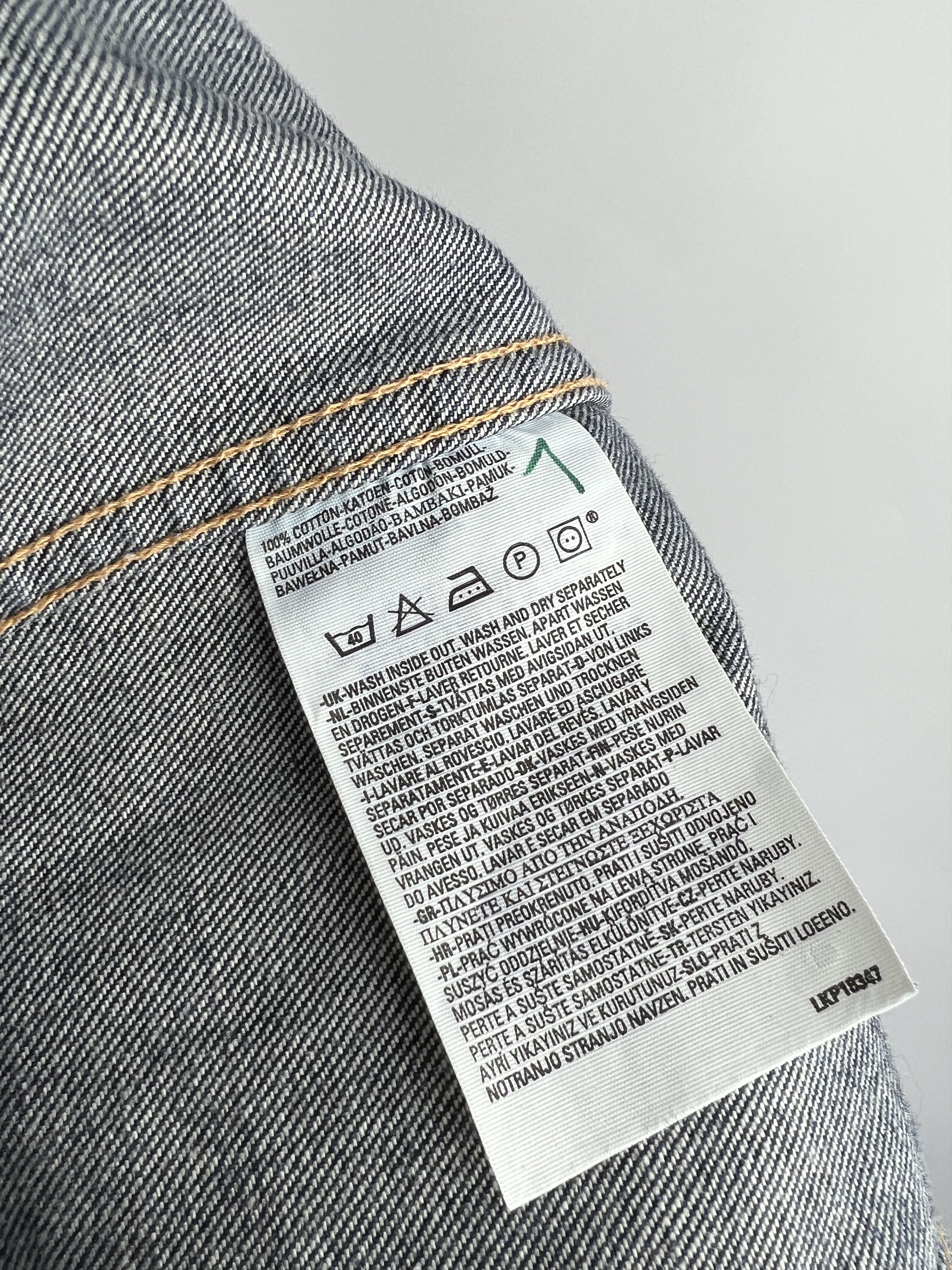 Levi's Levis Men's Blue White Distressed Denim Jacket Size L Size US L / EU 52-54 / 3 - 12 Thumbnail