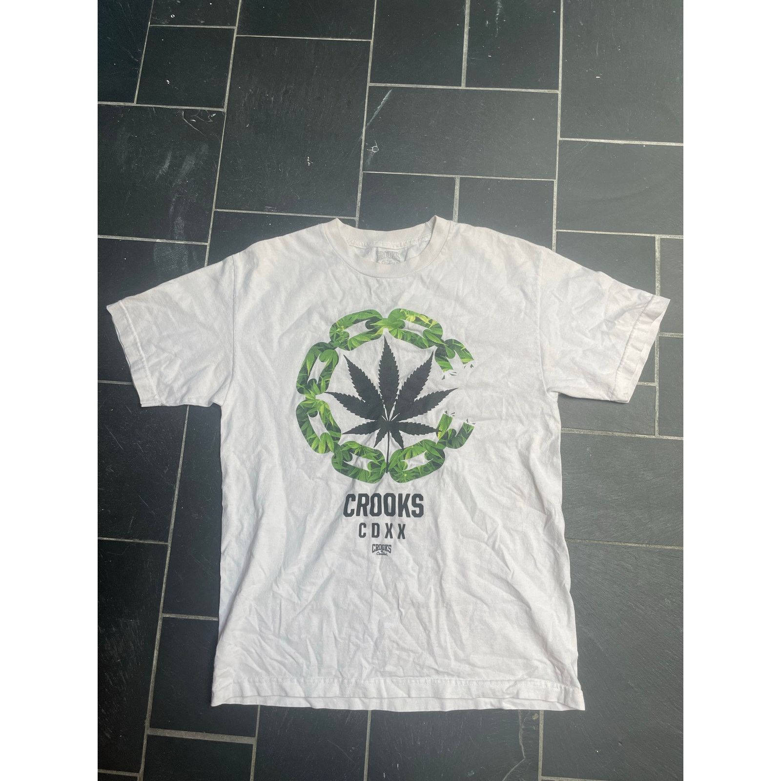 Crooks & Castles Crooks Marijuana Bud Graphic Tshirt Medium Size US M / EU 48-50 / 2 - 1 Thumbnail