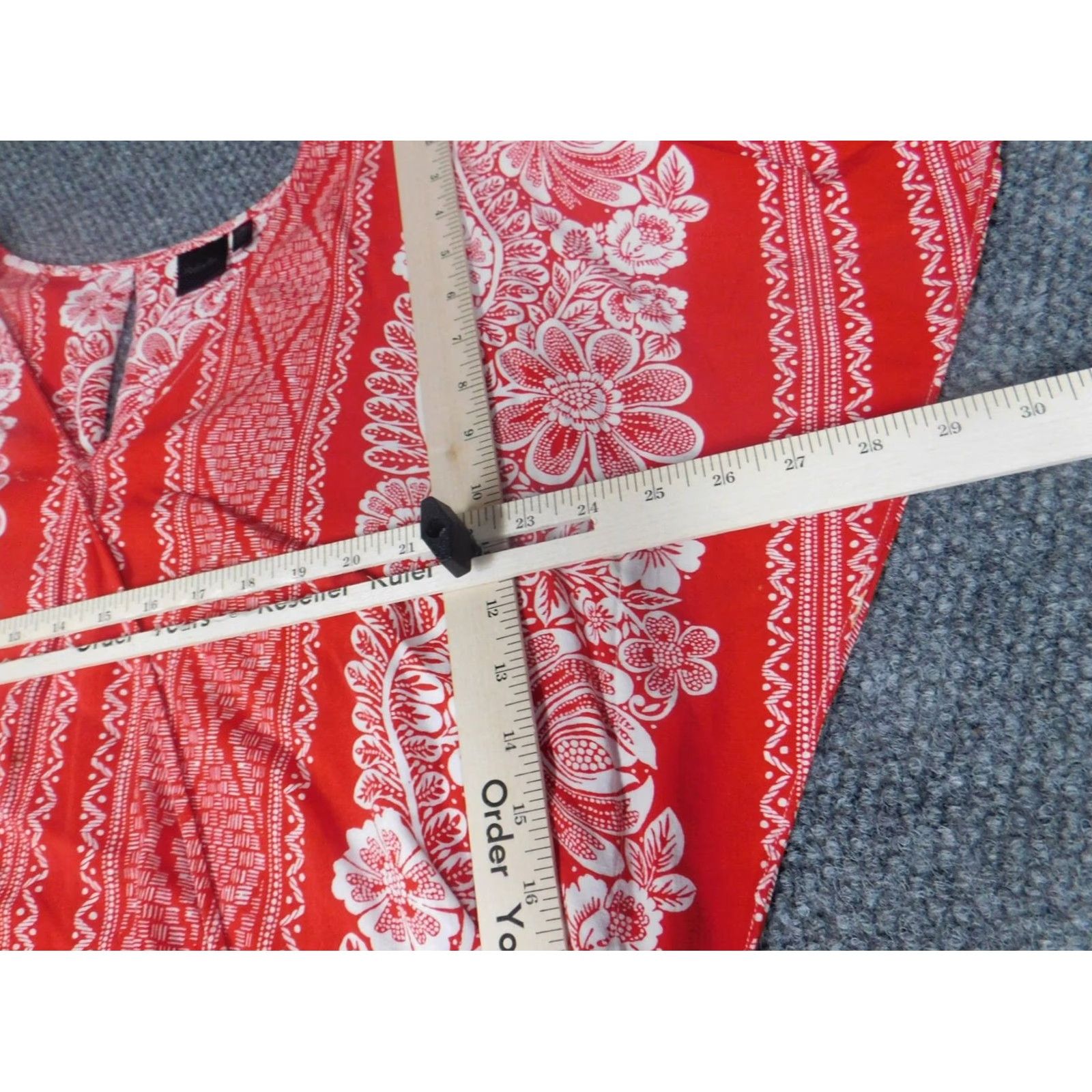 Vintage Rafaella Blouse Shirt Women S Red Striped Crew Neck Pullover Casual Short Sleeveless Button Viscose Rayon Stretch Regular Basic Size S / US 4 / IT 40 - 6 Thumbnail