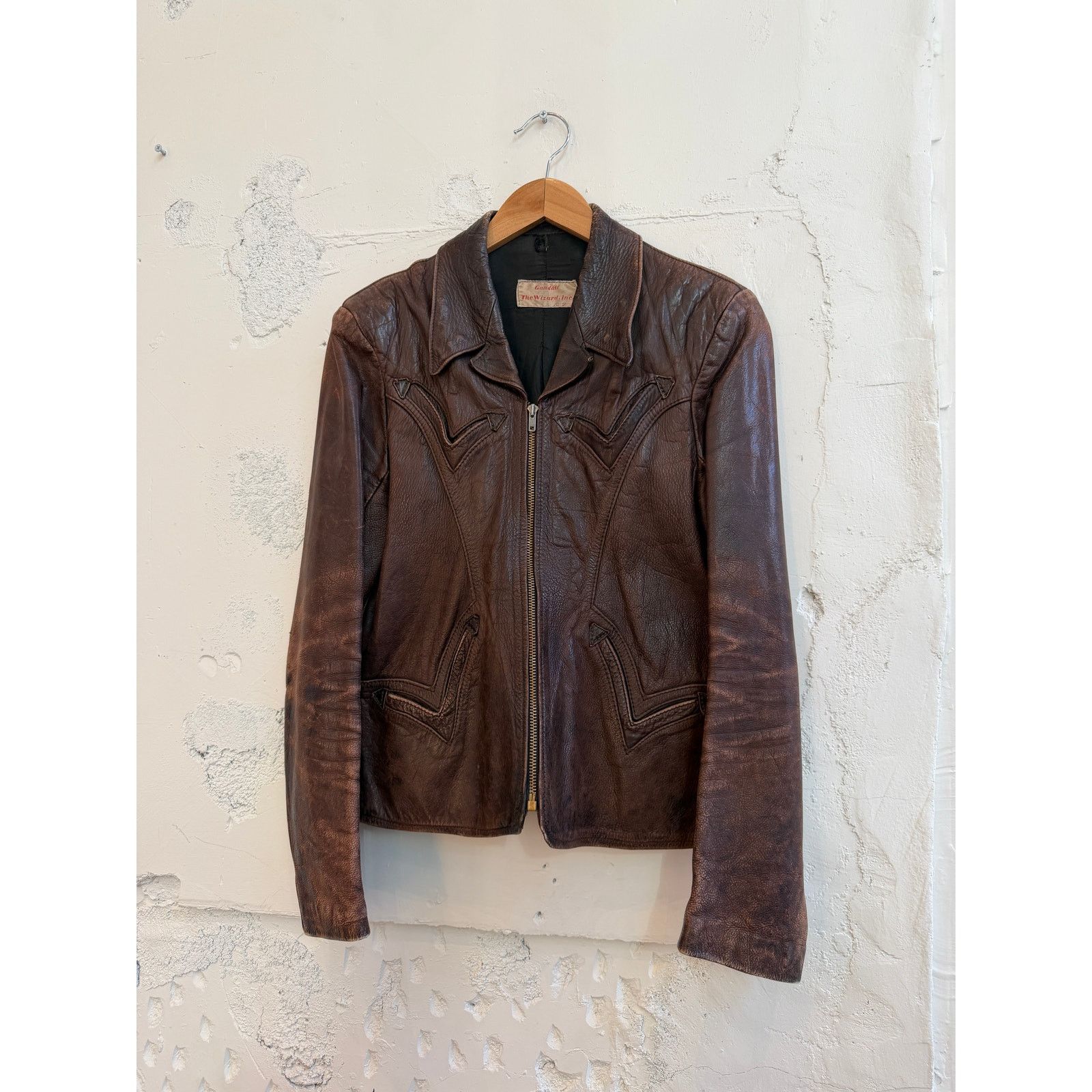 Vintage Vintage Gandalf The Wizard 70's Leather Jacket Size US S / EU 44-46 / 1 - 1 Thumbnail