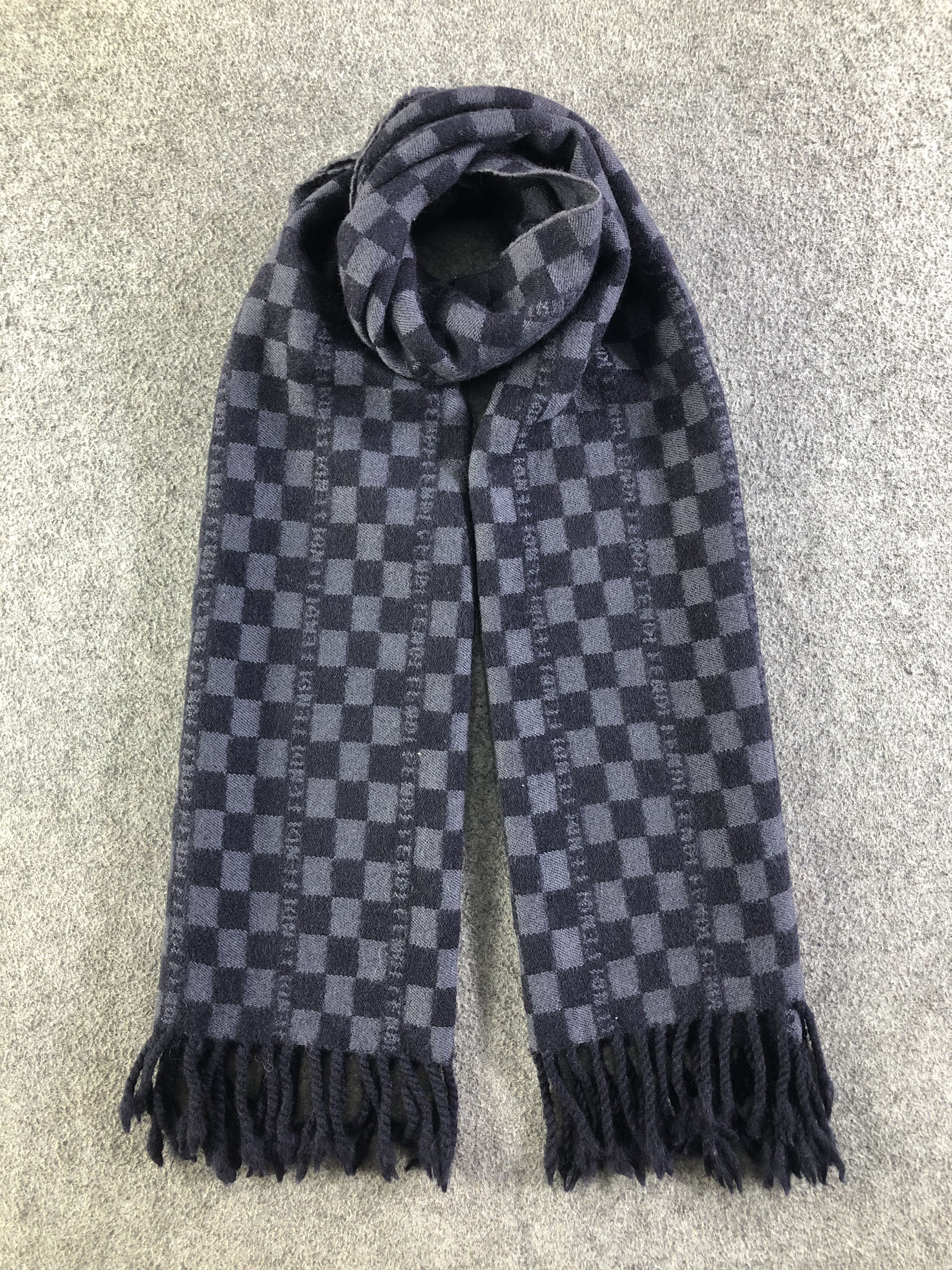 Fendi Fendi Wool Scarf / Muffler / Neckwear SS1312 Size ONE SIZE - 1 Thumbnail