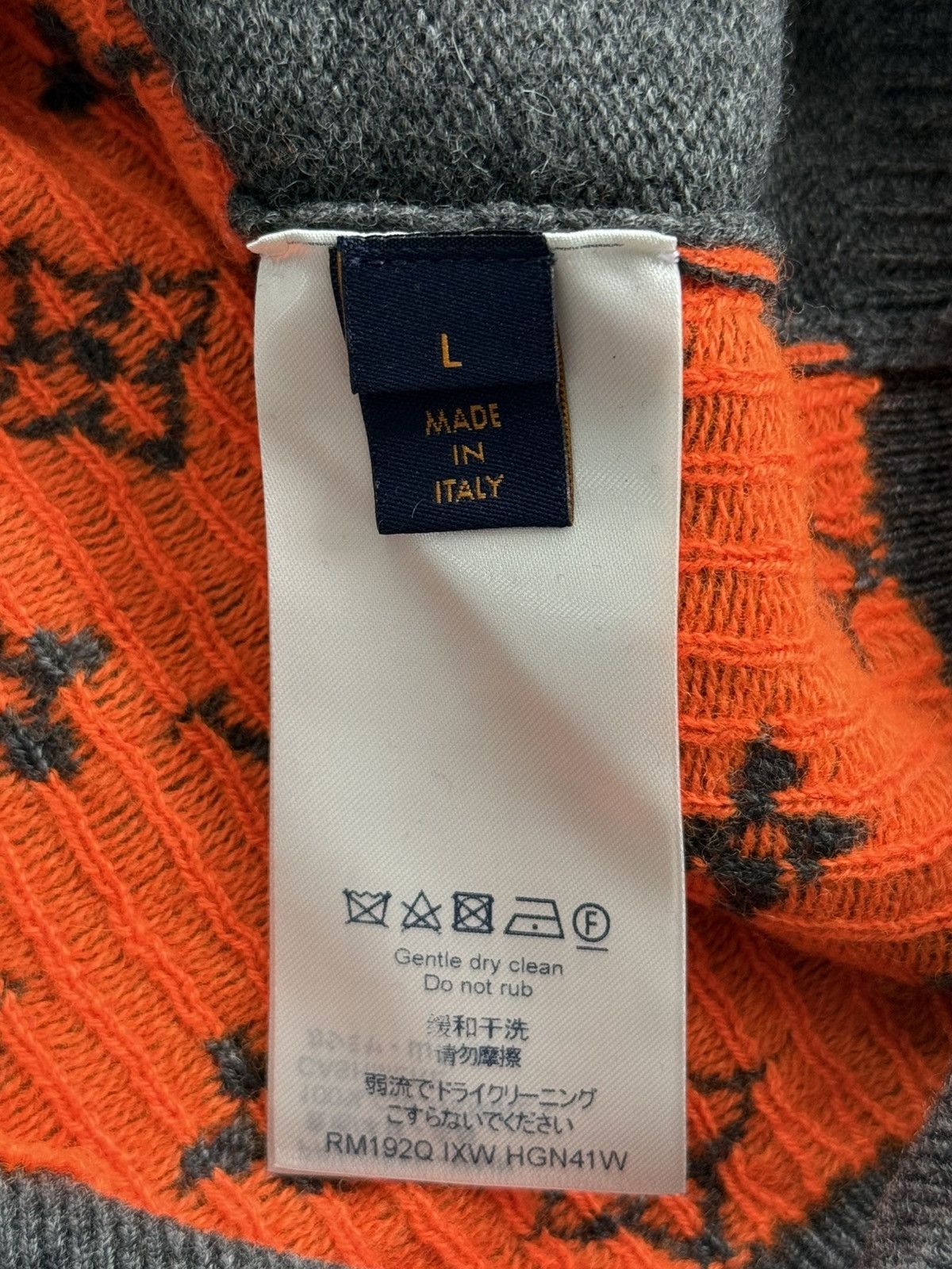 Louis Vuitton Louis Vuitton - Monogram Cashmere Knit Crewneck Size US L / EU 52-54 / 3 - 10 Thumbnail