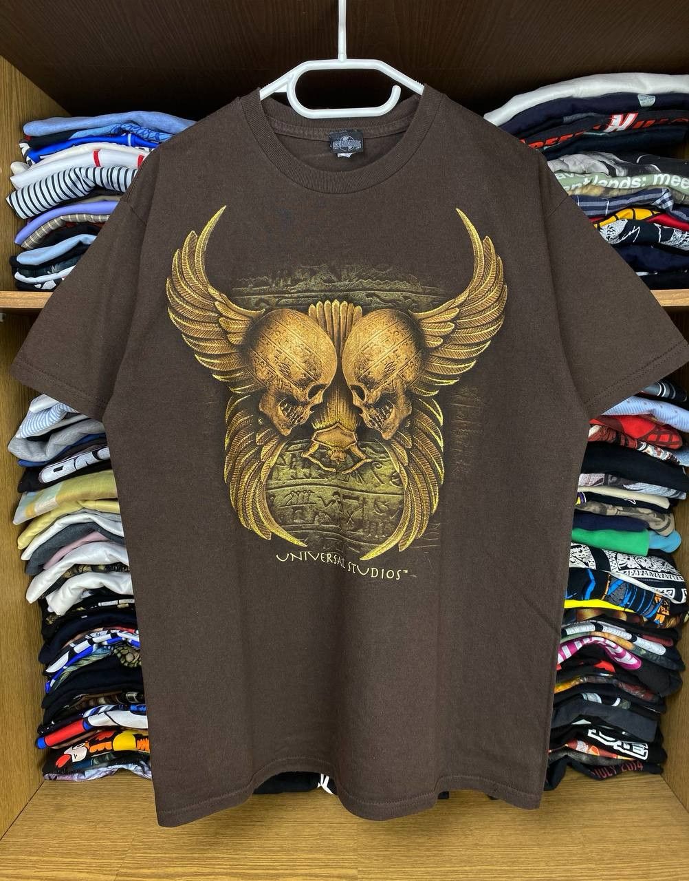 Universal Studios Vintage Universal Studios Ancient Skulls 00s Graphic Tee Size US M / EU 48-50 / 2 - 1 Thumbnail