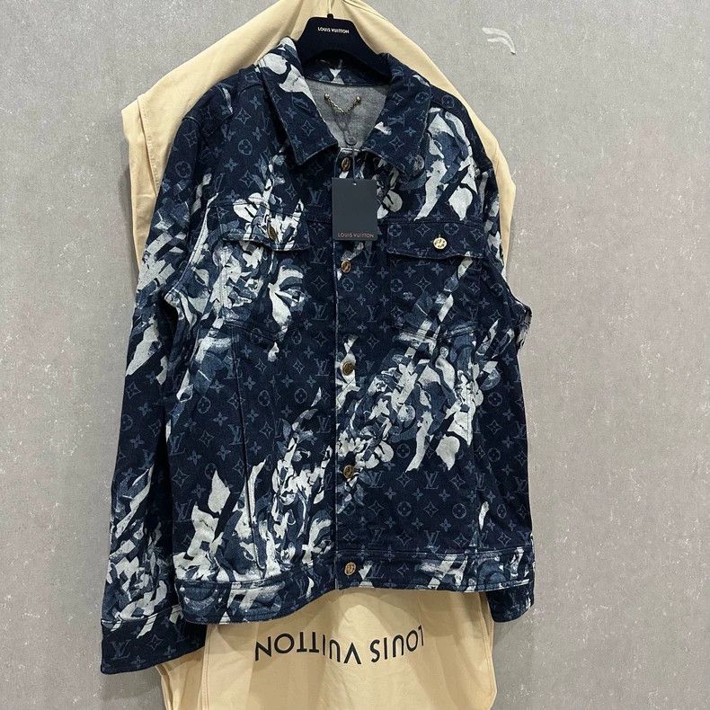 Louis Vuitton Louis Vuitton Tie-Dye Old Flower Full Print Denim Jacket Size US L / EU 52-54 / 3 - 4 Thumbnail