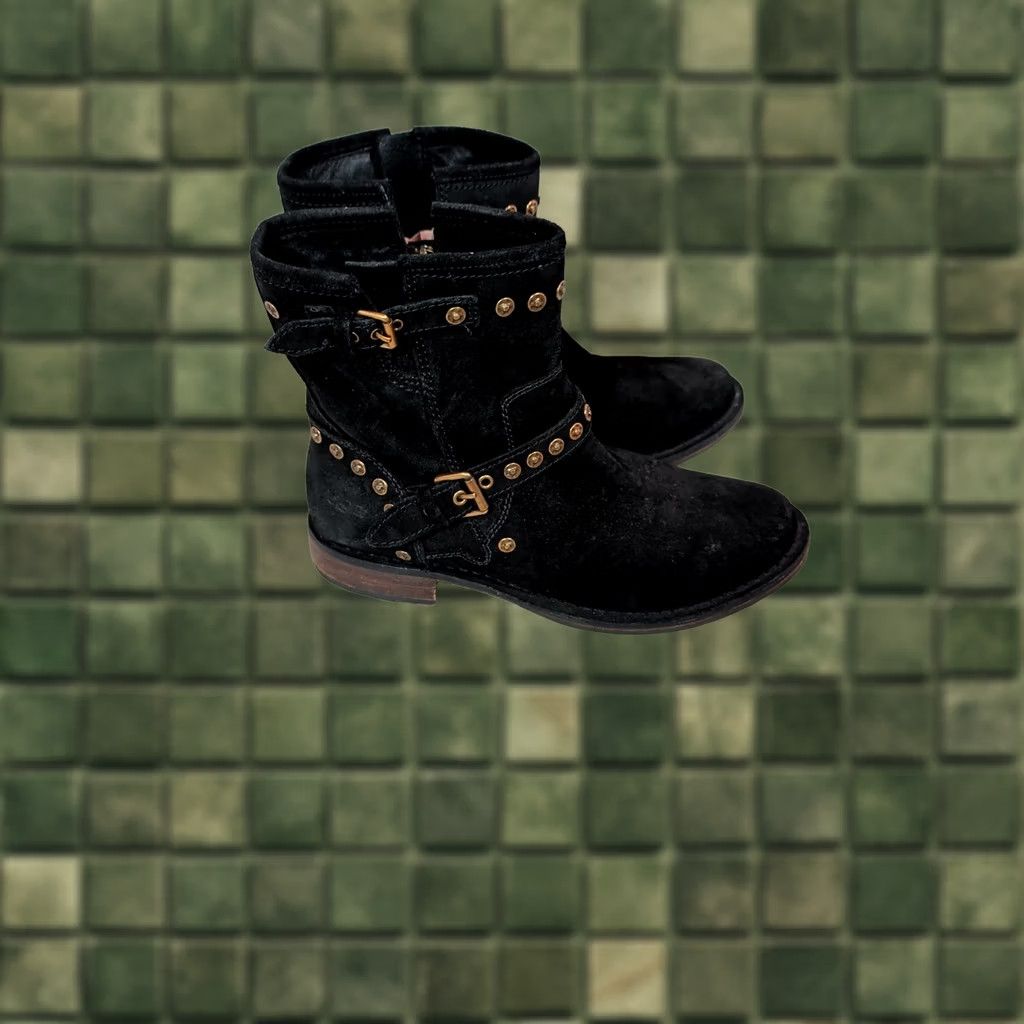 Ugg UGG Womens Black Suede Leather Sheepskin Biker Boot Sz 9 Fabrizia Studs Moto Size US 9 / IT 39 - 1 Thumbnail