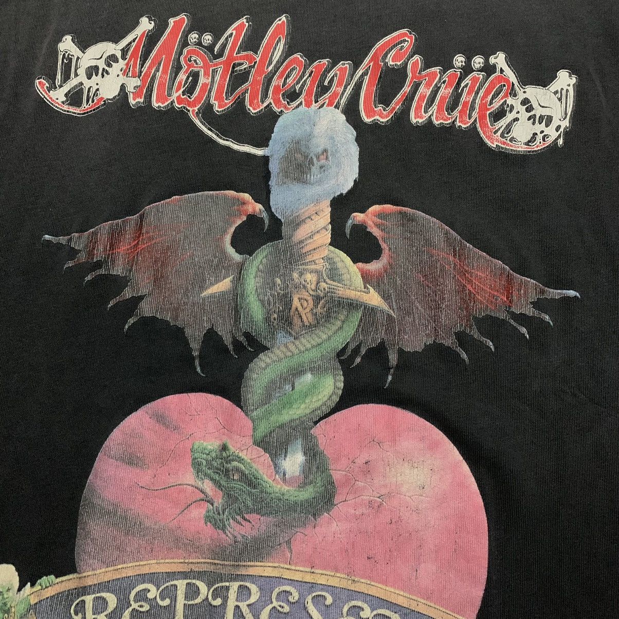 Represent Clo. Represent XS Motley Crue Aged Black Tee Size US XS / EU 42 / 0 - 3 Thumbnail