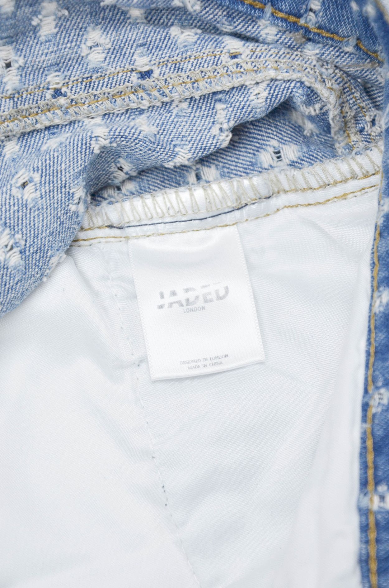 Jaded London Jaded London Perforated Distressed Denim Jeans W30 L32 Size US 30 / EU 46 - 10 Thumbnail