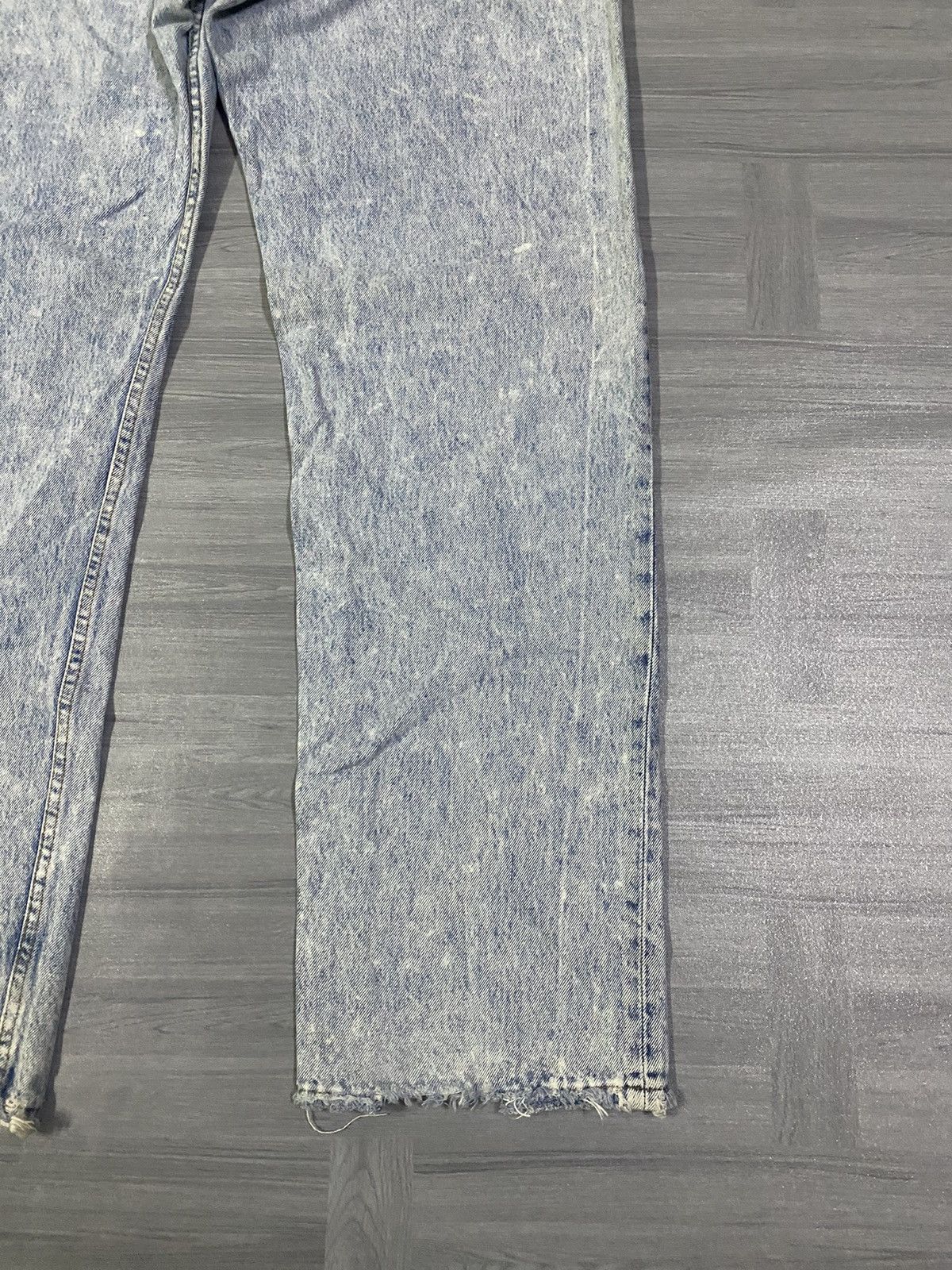 Levi's Vintage USA Levis 501 Distressed Light Wash Jeans Size US 40 / EU 56 - 21 Thumbnail