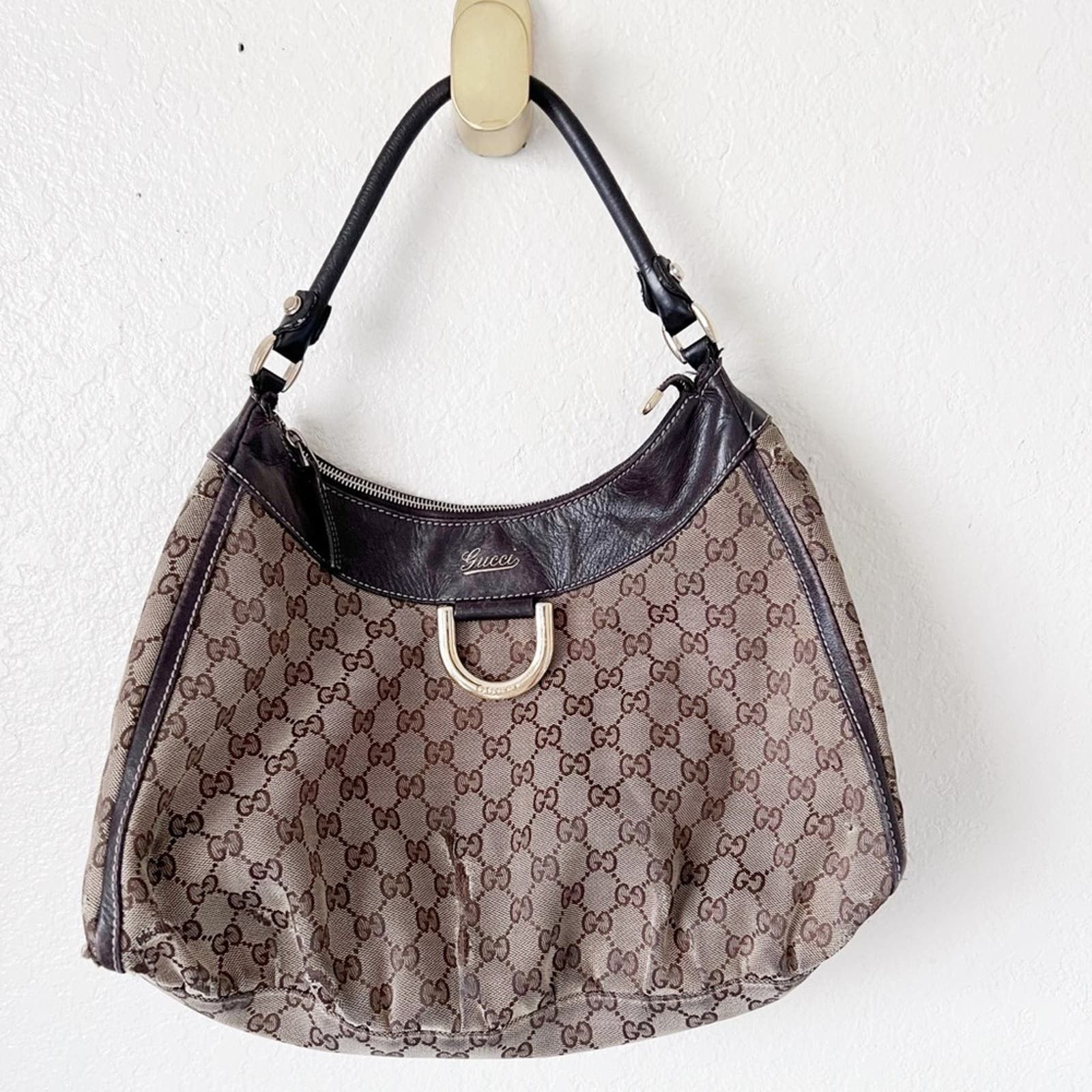 image of Authentic Gucci GG Supreme Canvas Abbey D-Ring Handbag in Cream, Women's