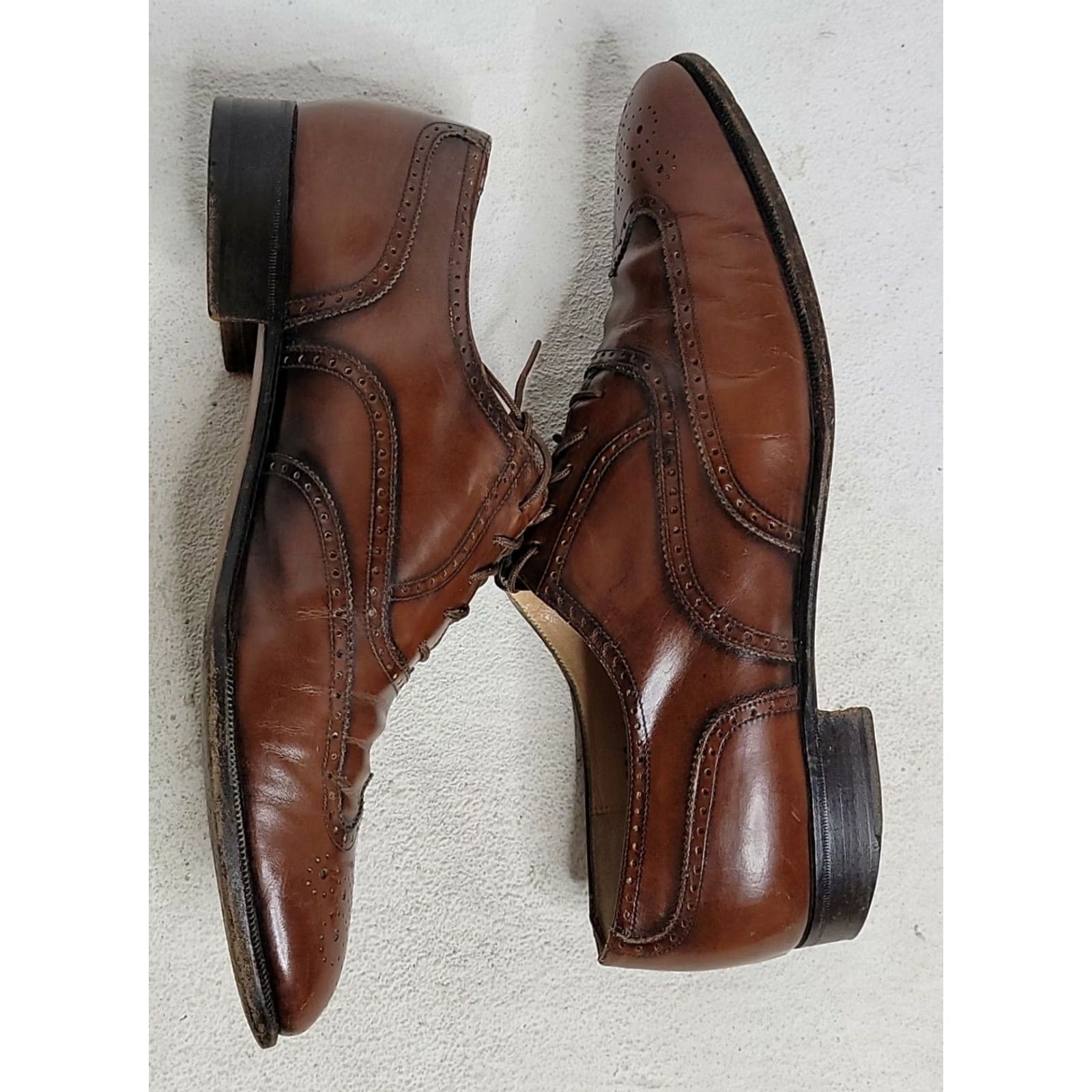 Salvatore Ferragamo Salvatore Ferragamo Tramezza Brown Leather Wingtip Oxford Men's 10.5 D Italy Size US 11 / EU 44 - 2 Thumbnail