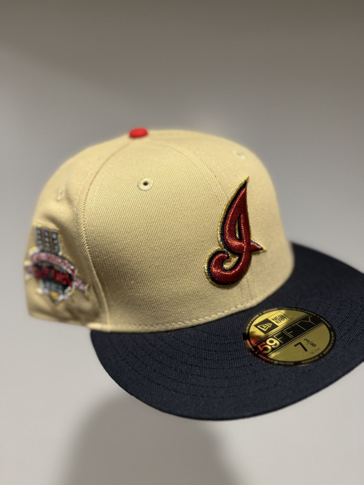 Hat Club × MLB × New Era Hatclub Exclusive Cleveland Indians Script logo 7 3/8 Size ONE SIZE - 1 Thumbnail