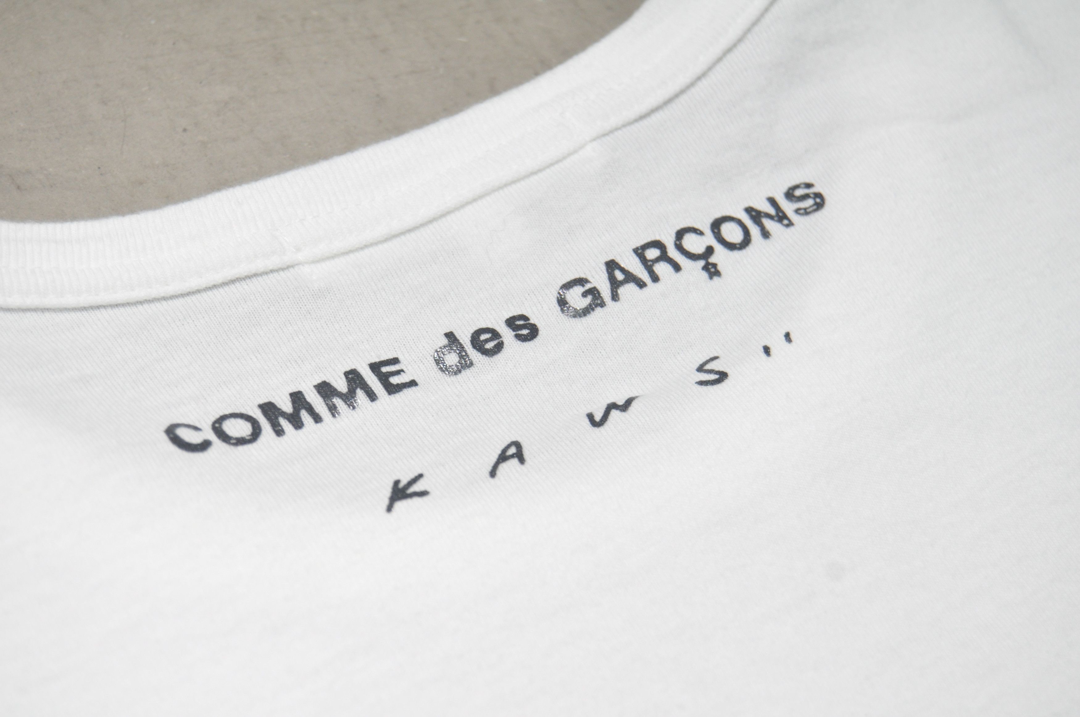 Comme des Garcons CDG - Kaws - 2007 Collab Tee Size US L / EU 52-54 / 3 - 3 Thumbnail