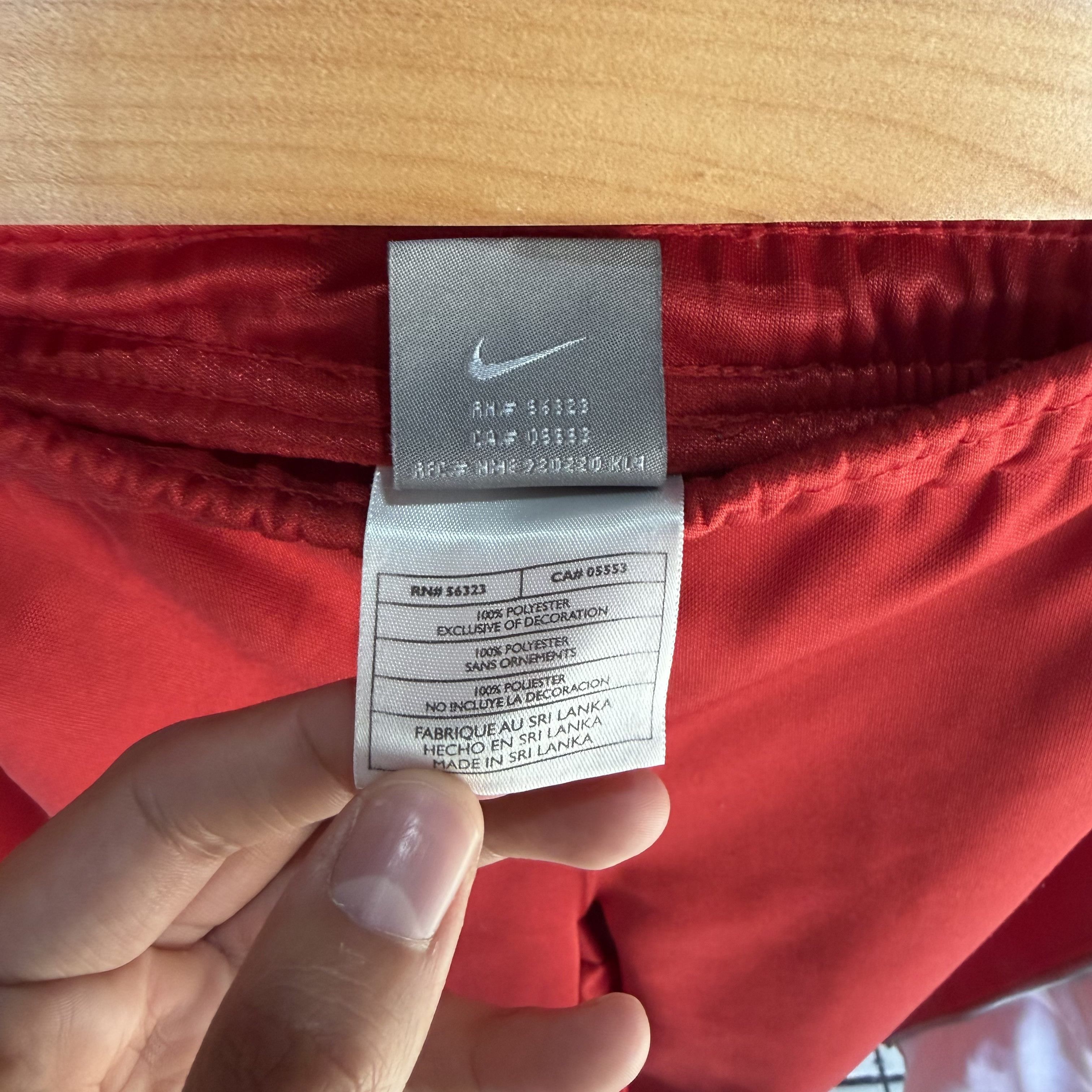 Nike Vintage Nike Shiny Dazzle Basketball Shorts Mens Large Size US 34 / EU 50 - 6 Thumbnail
