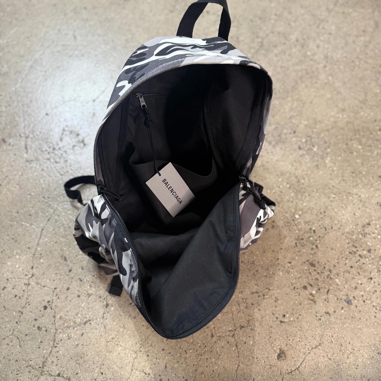 Balenciaga Balenciaga Snow Camo Backpack Size ONE SIZE - 5 Thumbnail
