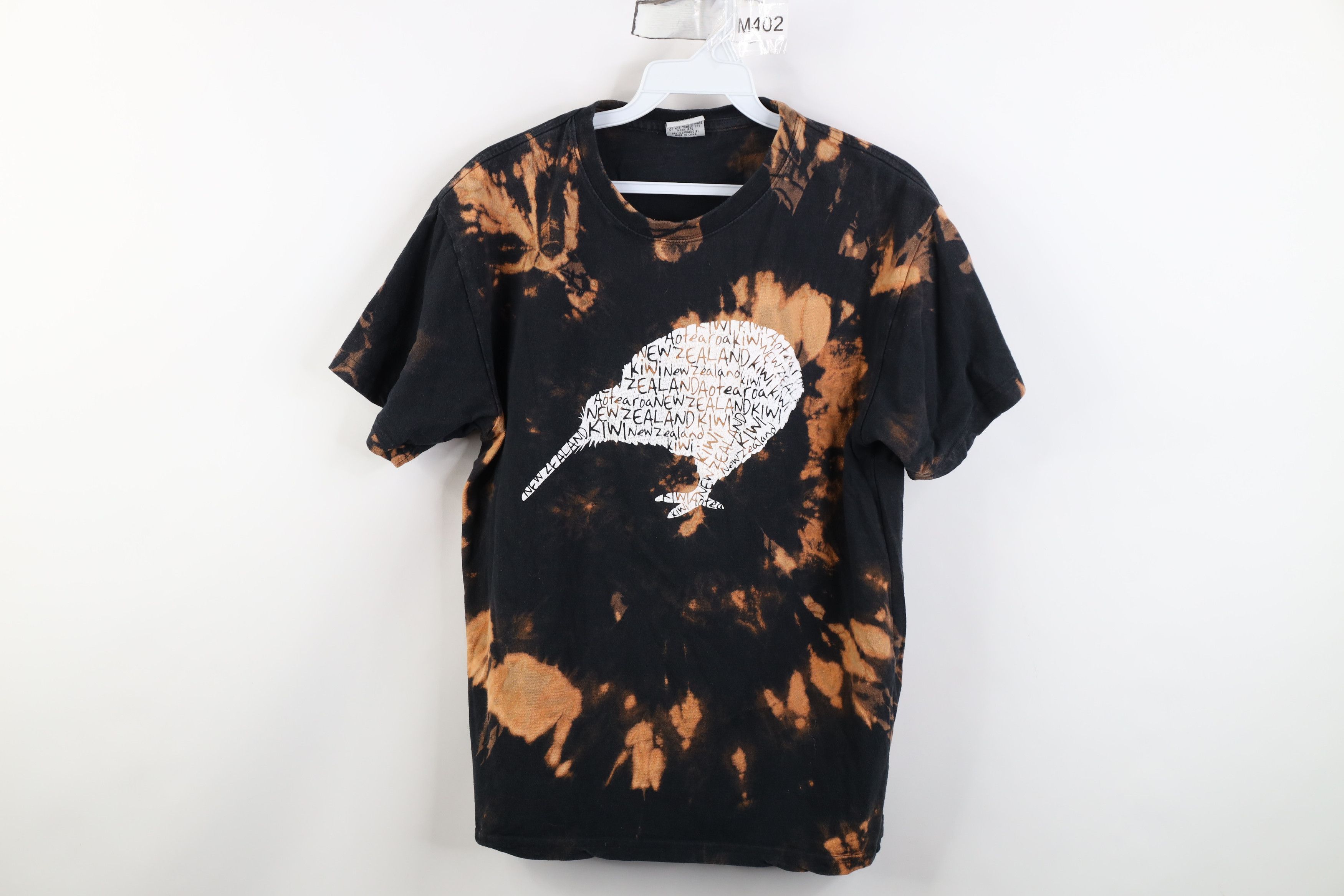 Vintage Vintage Streetwear Wash New Zealand Kiwi Bird T-Shirt Black Size M / US 6-8 / IT 42-44 - 1 Thumbnail
