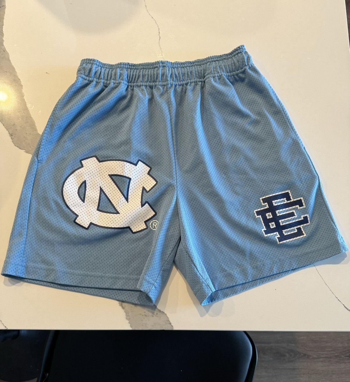 Eric Emanuel Eric Emanuel x North Carolina Mesh Shorts Size US 32 / EU 48 - 1 Thumbnail