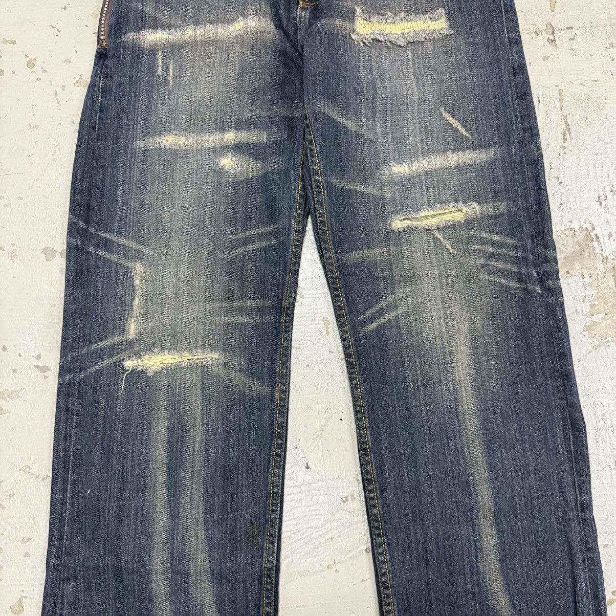 Levi's Vintage Levis Fenom Fragment Design Distressed Denim Size US 32 / EU 48 - 9 Thumbnail