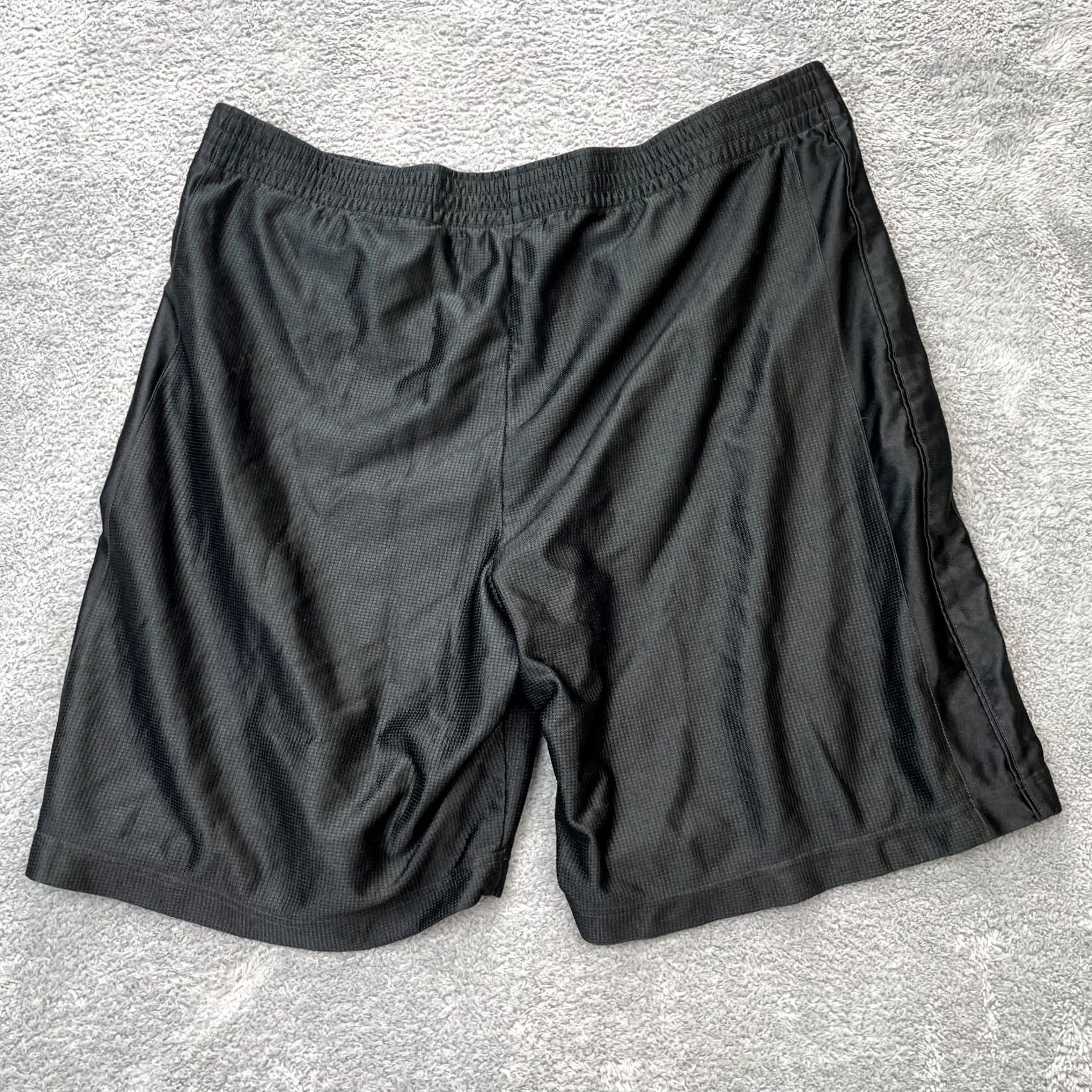 Nike Nike Shorts Mens Extra Large Black Basketball Swoosh Gym Running Workout Jogging - Vintage Size US 36 / EU 52 - 2 Thumbnail