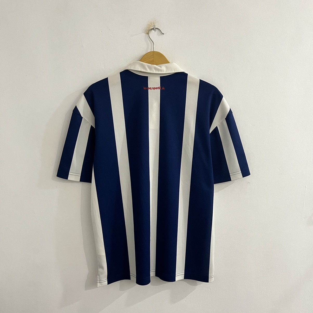 Le Coq Sportif Le Coq Sportif LCS Logo Vintgae Jersey Size US M / EU 48-50 / 2 - 7 Thumbnail