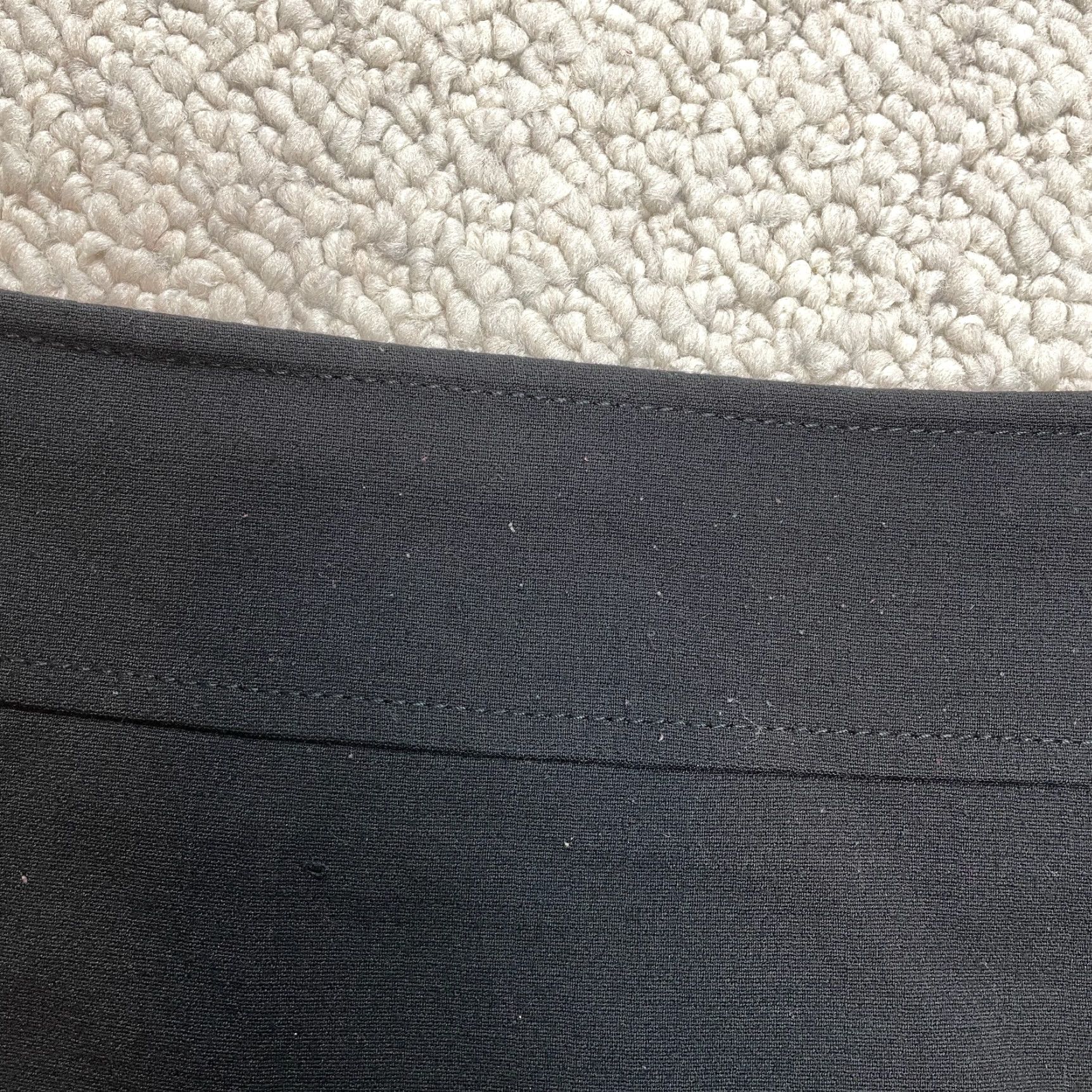 Vintage Tahari Skirt Womens 12 Petite Black Knee Length Solid Zip A-Line Size 34" / US 12 / IT 48 - 4 Thumbnail