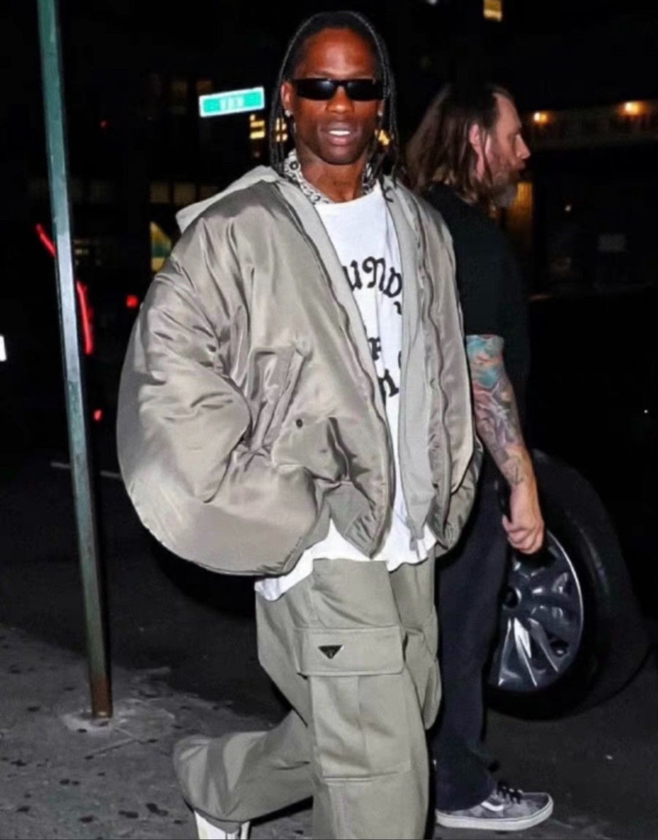 Balenciaga Balenciaga SS23 Beeige All in Bomber, Sz.3 Size US L / EU 52-54 / 3 - 2 Thumbnail