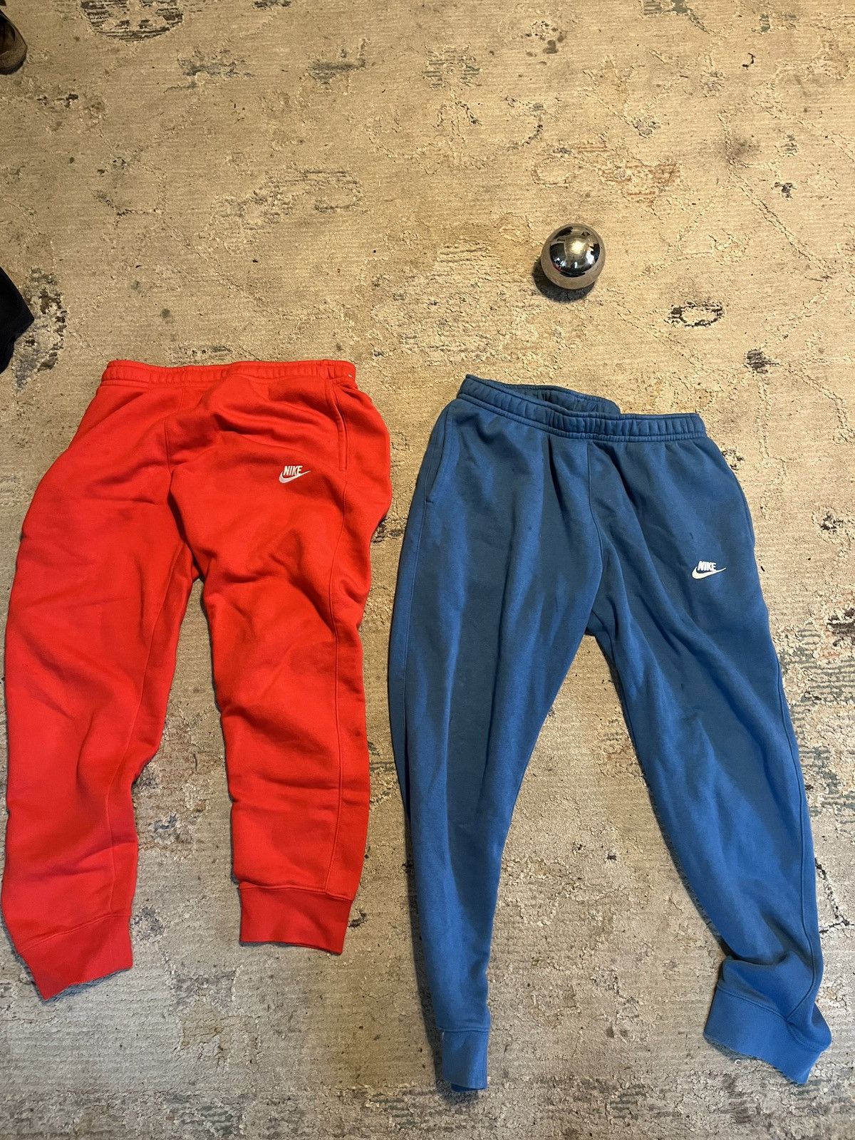 Nike Red and blue Nike sweats Size US 32 / EU 48 - 1 Thumbnail