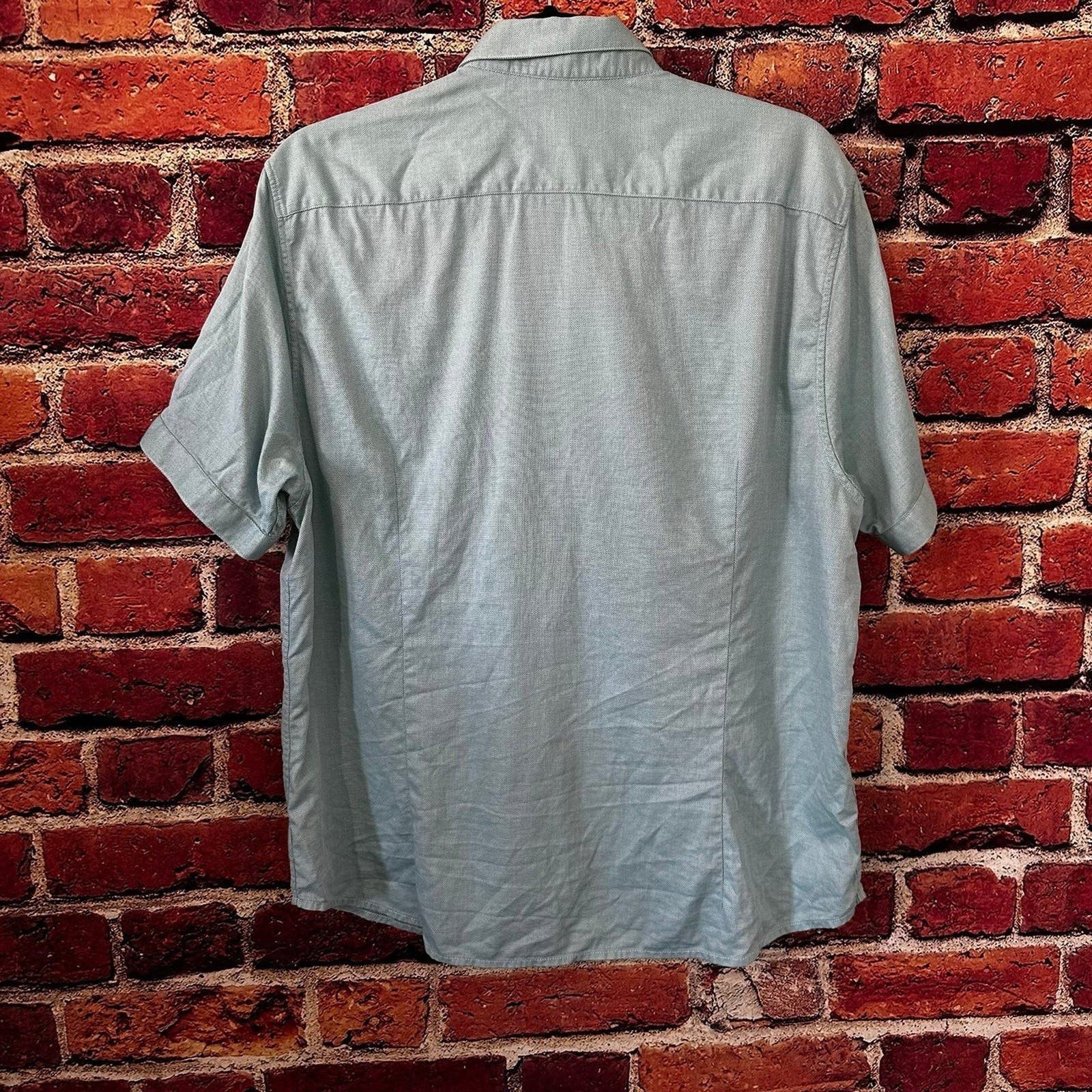 Ted Baker Mens ted baker, short sleeve button down size 5 Size US L / EU 52-54 / 3 - 5 Thumbnail