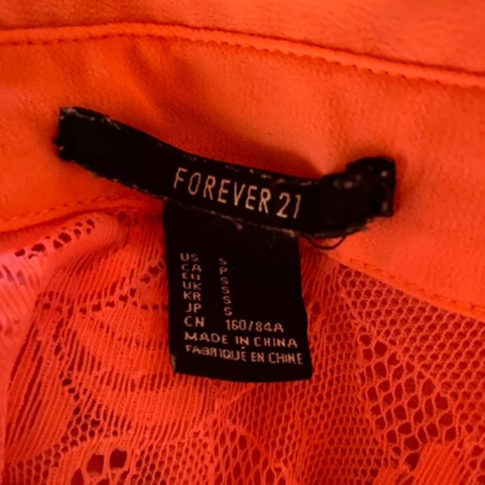 Forever 21 Forever 21 Coral High-Low Sleeveless Button-Down Blouse | Si Size S / US 4 / IT 40 - 4 Thumbnail