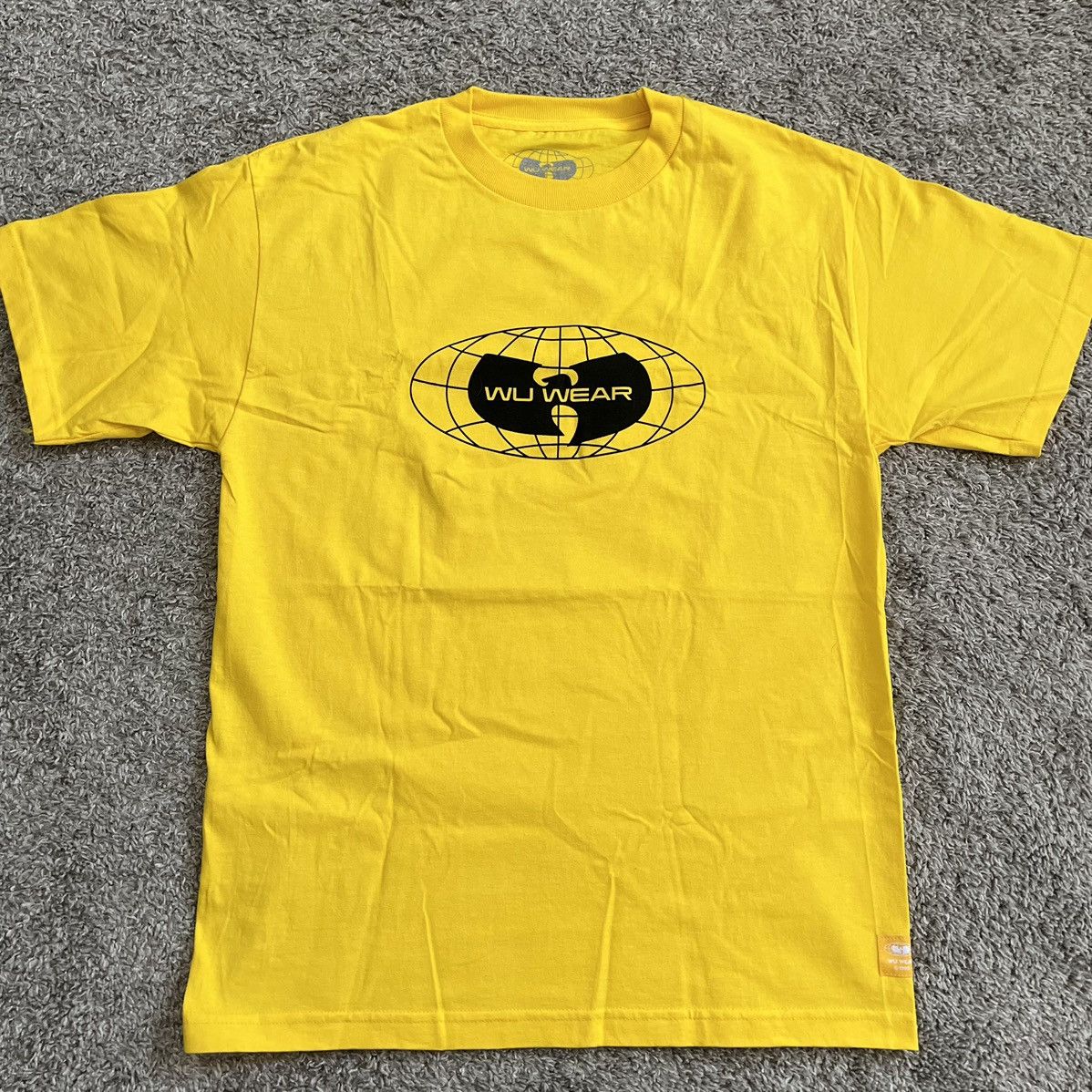 Wu-Tang Clan 🔴Wu-Wear Shirt Size Medium Yellow Wu-Tang Globe Rza Gza Size US M / EU 48-50 / 2 - 2 Thumbnail