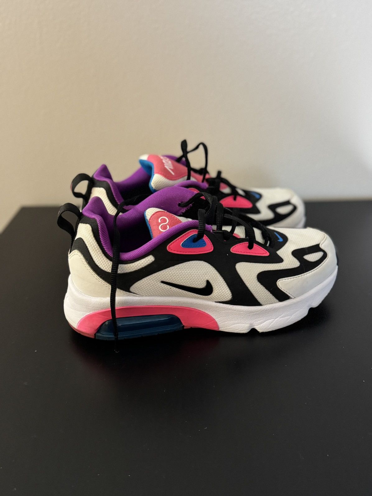 Nike Nike Air Max 200 GS White, Youth Kids Size 6Y ,Euro 38.5 Size US 6 / IT 36 - 3 Thumbnail