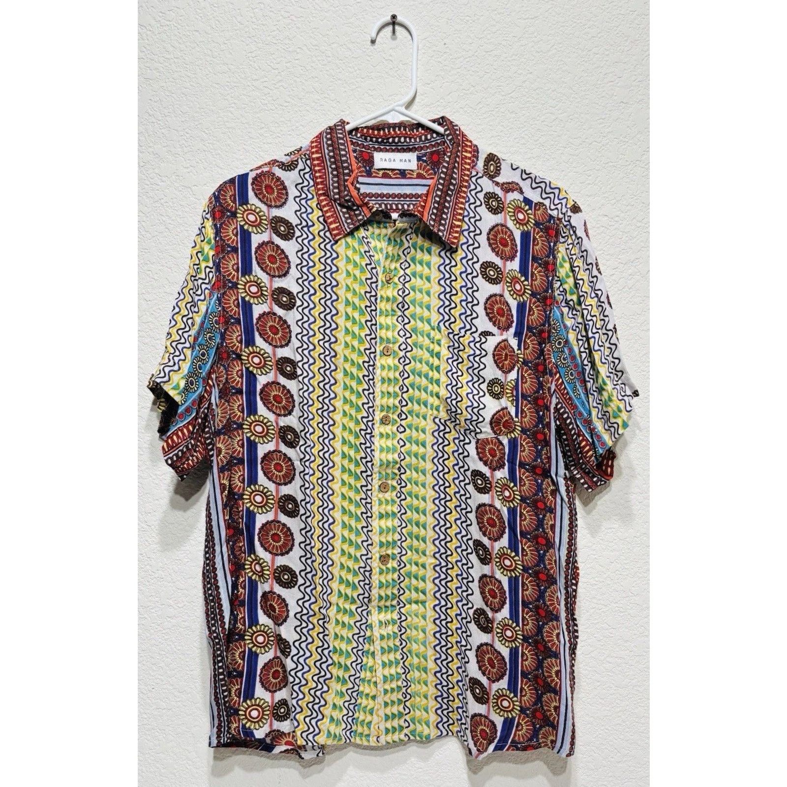 Other Raga Man Shirt Large Fits Medium Dragon Pattern Size US L / EU 52-54 / 3 - 1 Thumbnail