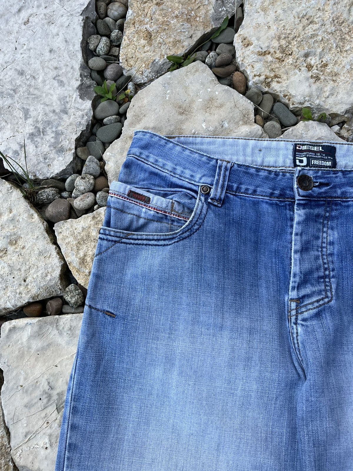 Diesel × Vintage Vintage Diesel freedom y2k baggy distressed thrashed jeans Size US 34 / EU 50 - 12 Thumbnail