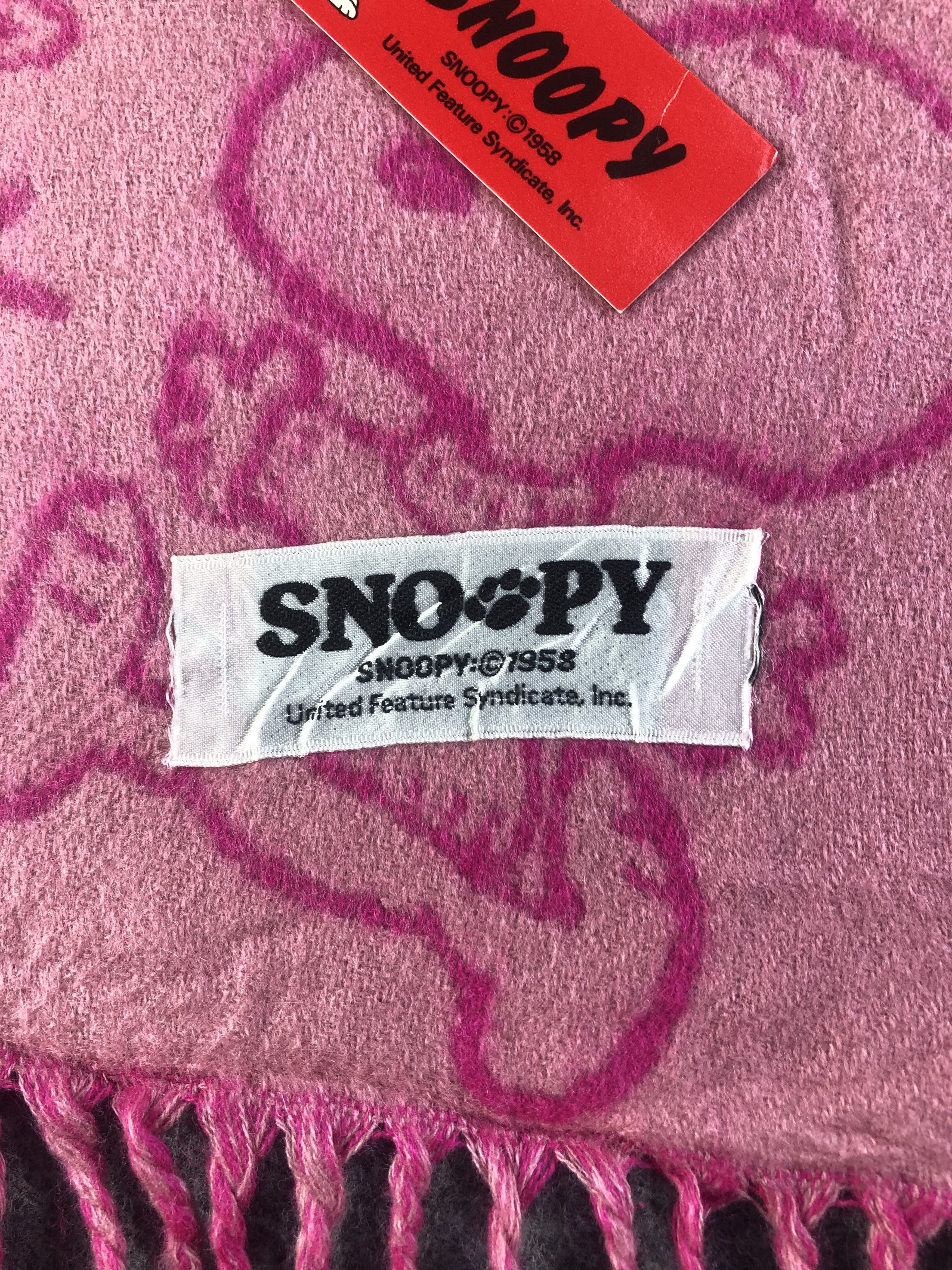 Cartoon Network Vintage Snoopy Scarf / Muffler / Neckwear SS1299 Size ONE SIZE - 4 Thumbnail
