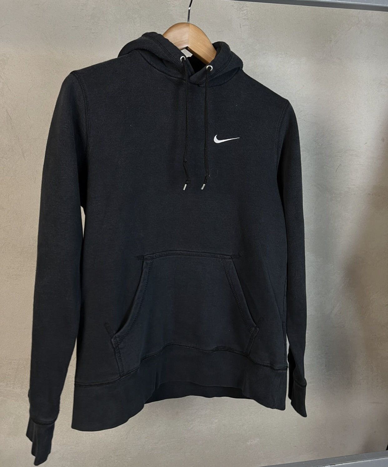 Nike Vintage Nike Hoodie Logo Size US S / EU 44-46 / 1 - 1 Thumbnail