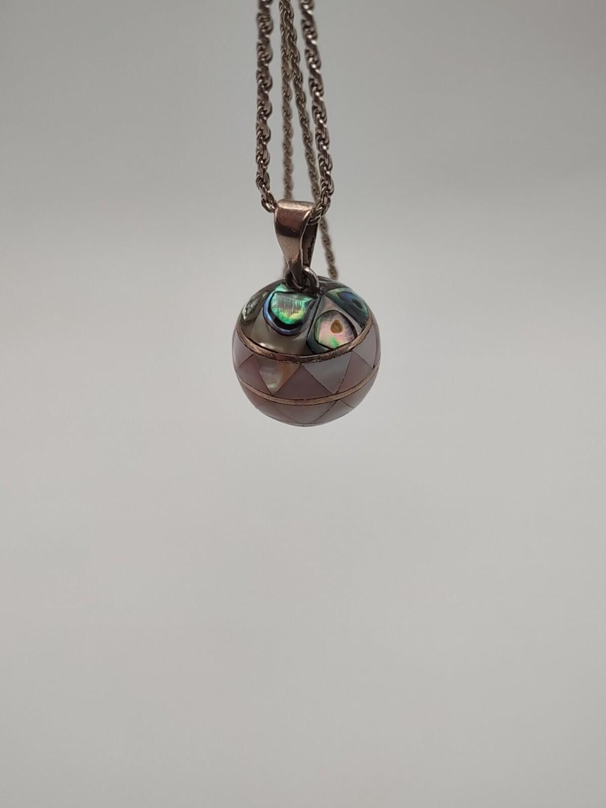 The Unbranded Brand Vintage Mexico 925 Silver Harmony Ball Inlay Necklace Size ONE SIZE - 3 Thumbnail