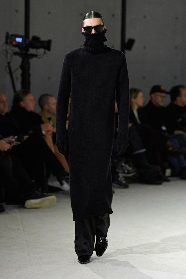 Saint Laurent Paris FW23' Saint Laurent Extra Long Wool Turtleneck Size US XL / EU 56 / 4 - 1 Thumbnail