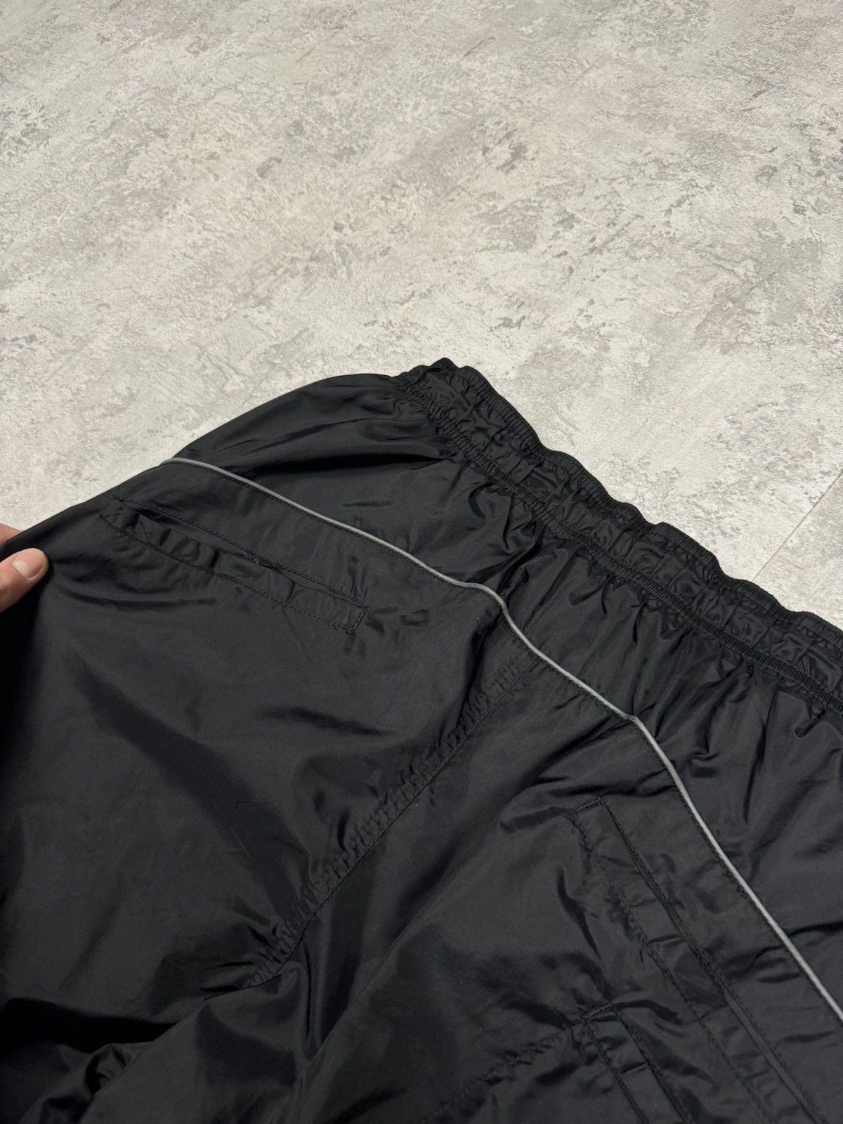 Nike Vintage Nike Y2K Streetwear Sportswear Track Pants Size L Size US 34 / EU 50 - 18 Thumbnail