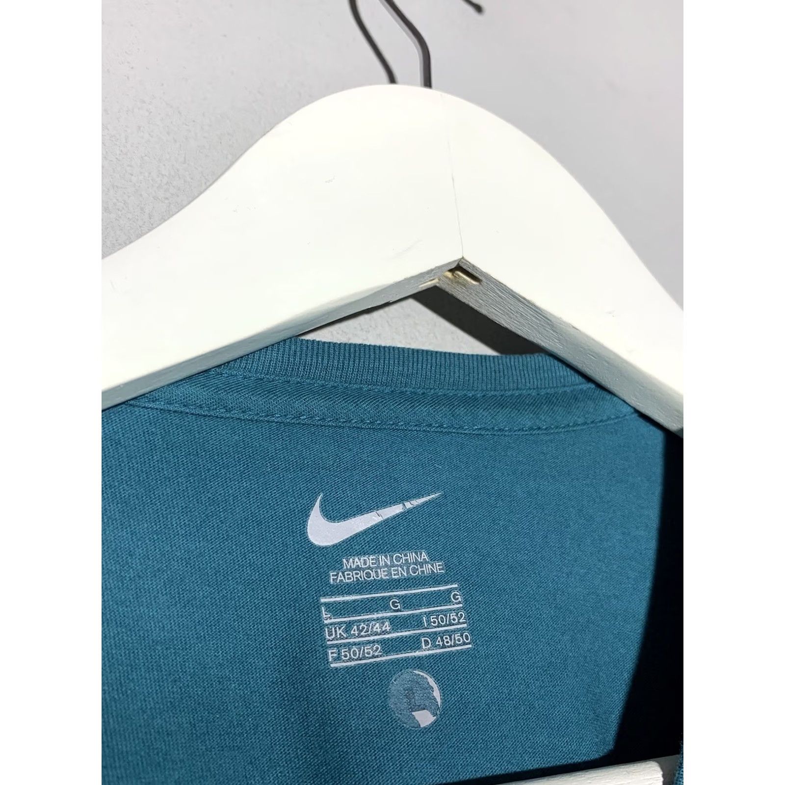 Nike Nike RF Men’s Tennis T-Shirt Big Logo Shirt Adult L Turquoise Cotton Breathable Nike RF 90s? Size US L / EU 52-54 / 3 - 6 Thumbnail